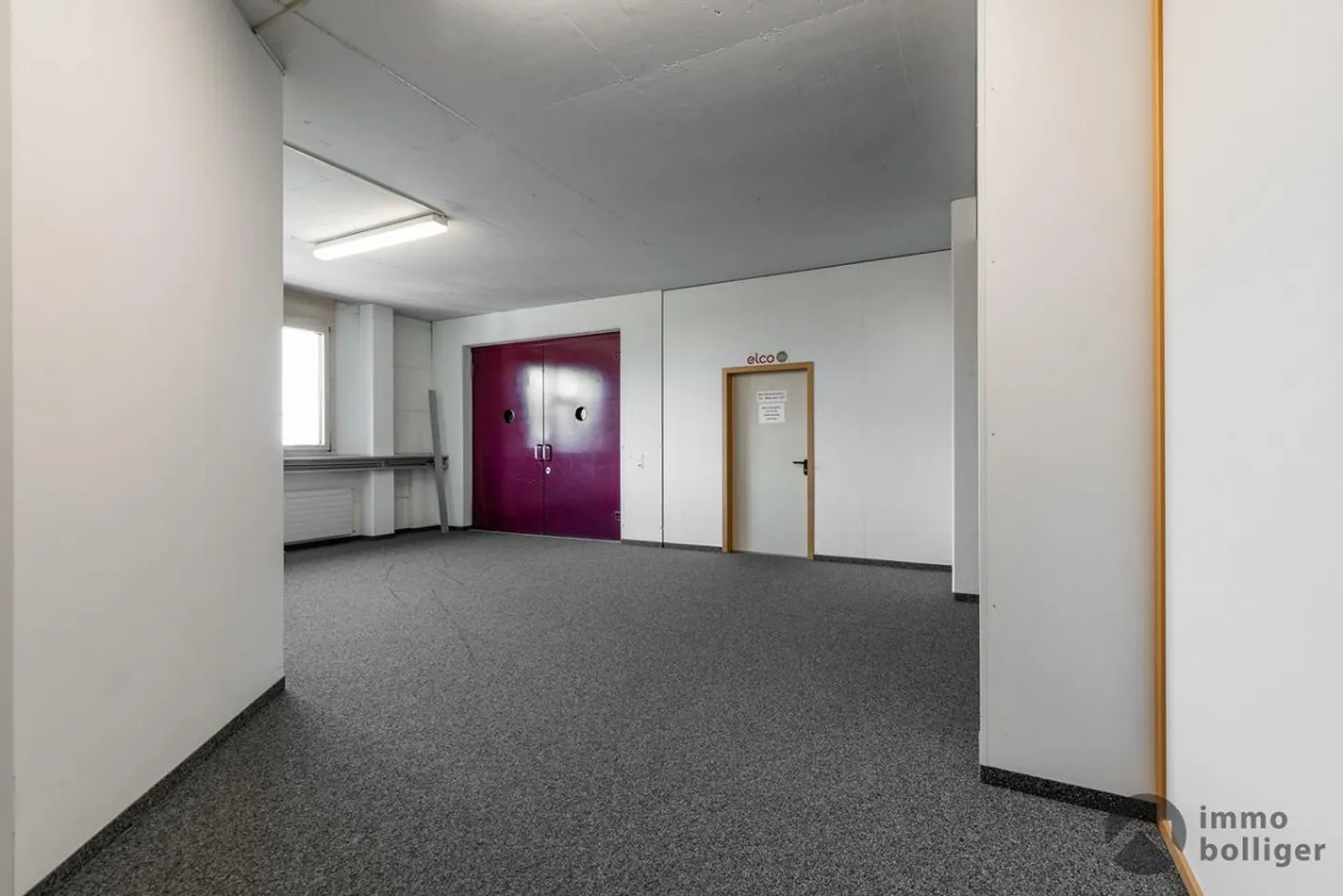 Easily accessible commercial space for rent in Oberentfelden - 70 m² - Photo 4 of 7