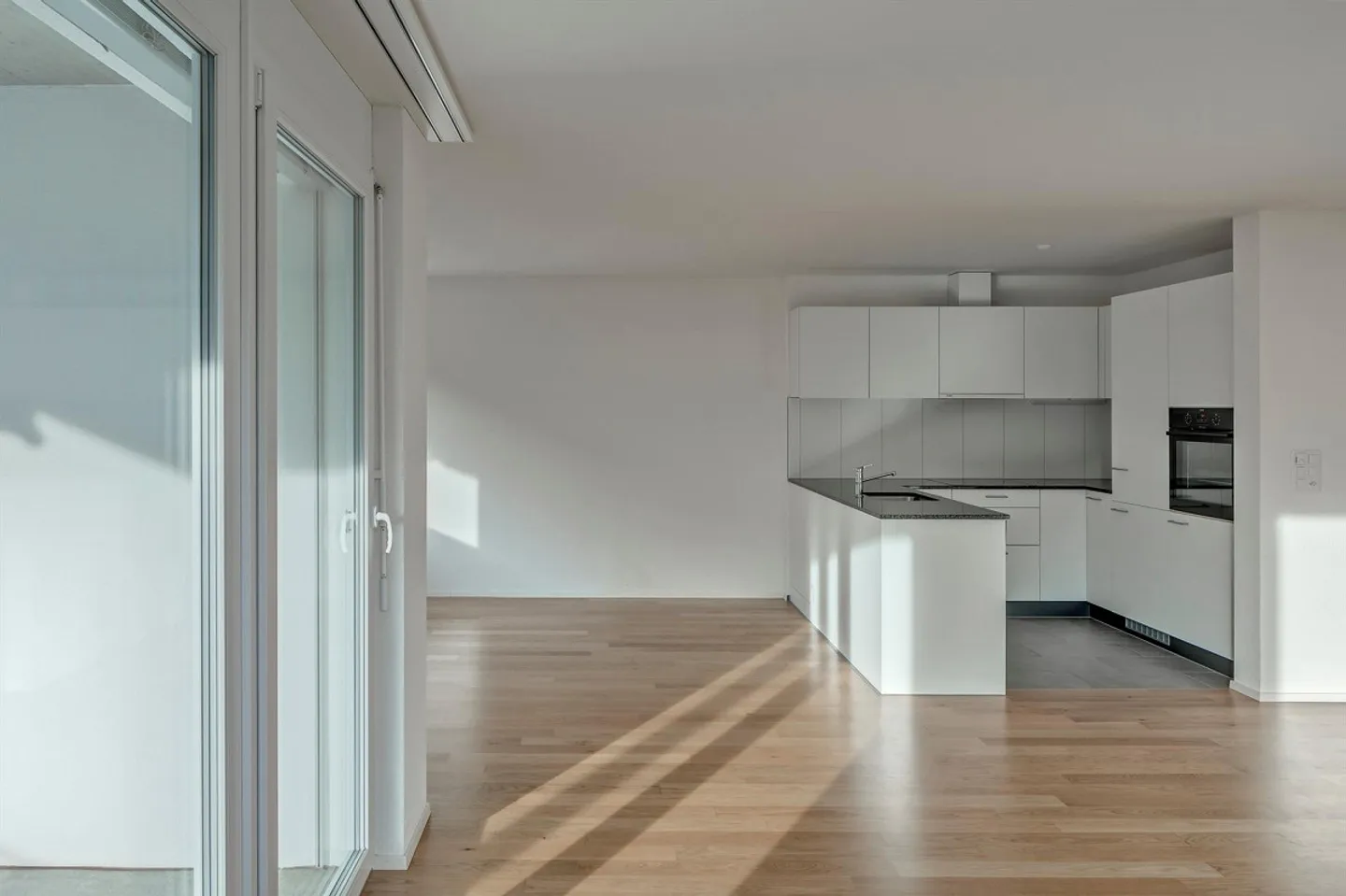 Charmante 3.5 Zimmer Wohnung - Foto 3 von 9