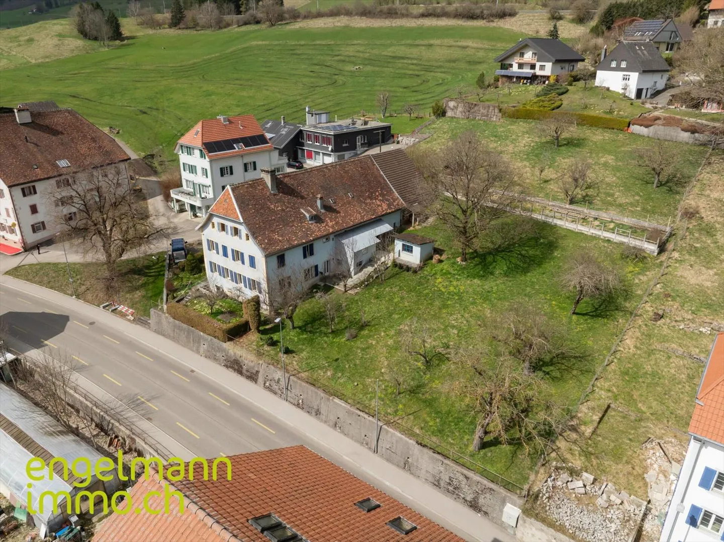 Casa singola in affitto - Foto 2 di 13