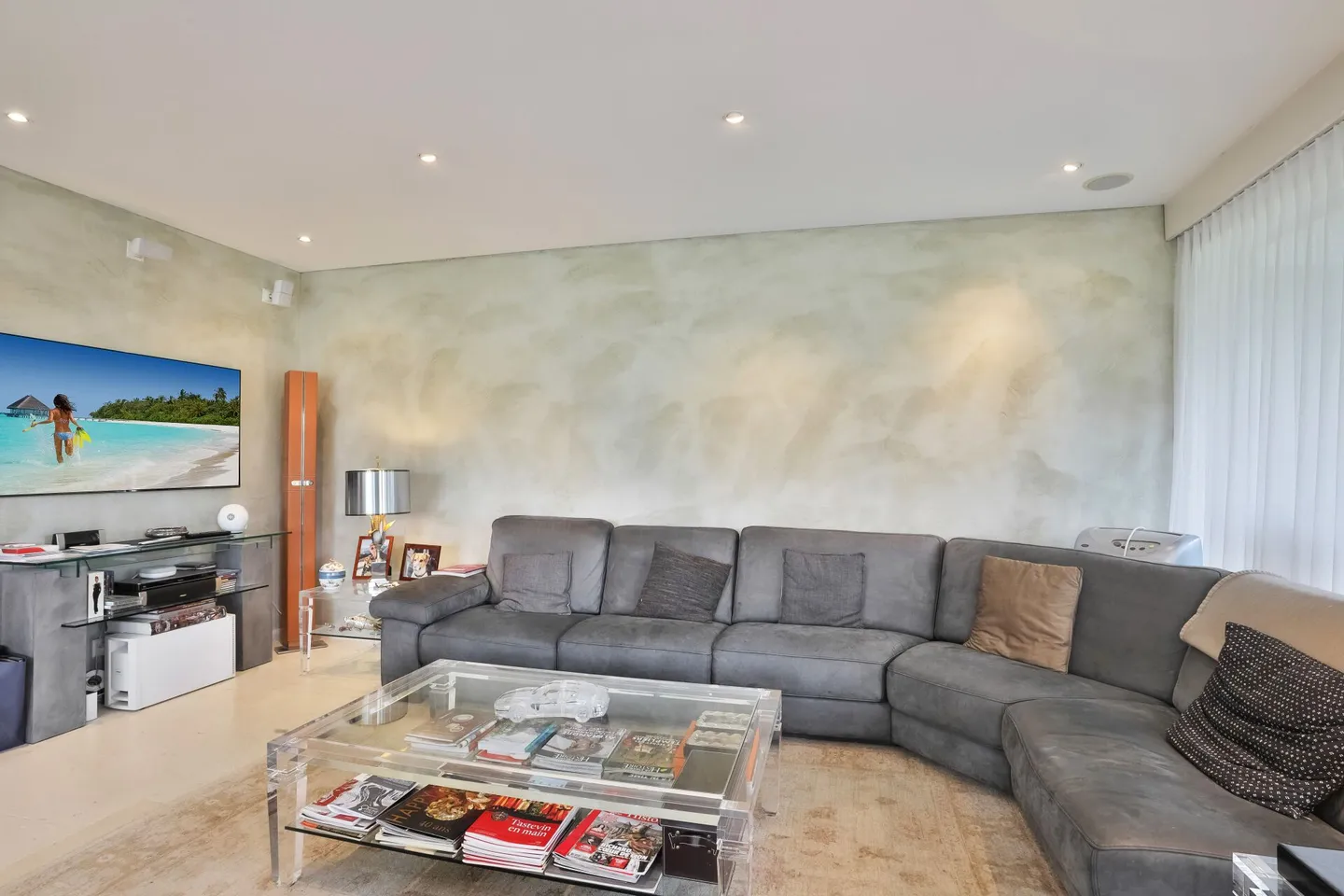 Appartamento elegante in un quartiere residenziale a Champel in vendita in SI - Foto 3 di 9