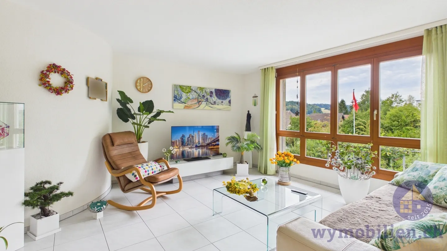 Living with holiday feeling – 3.5-room apartment with glazed balcony - Photo 5 of 11