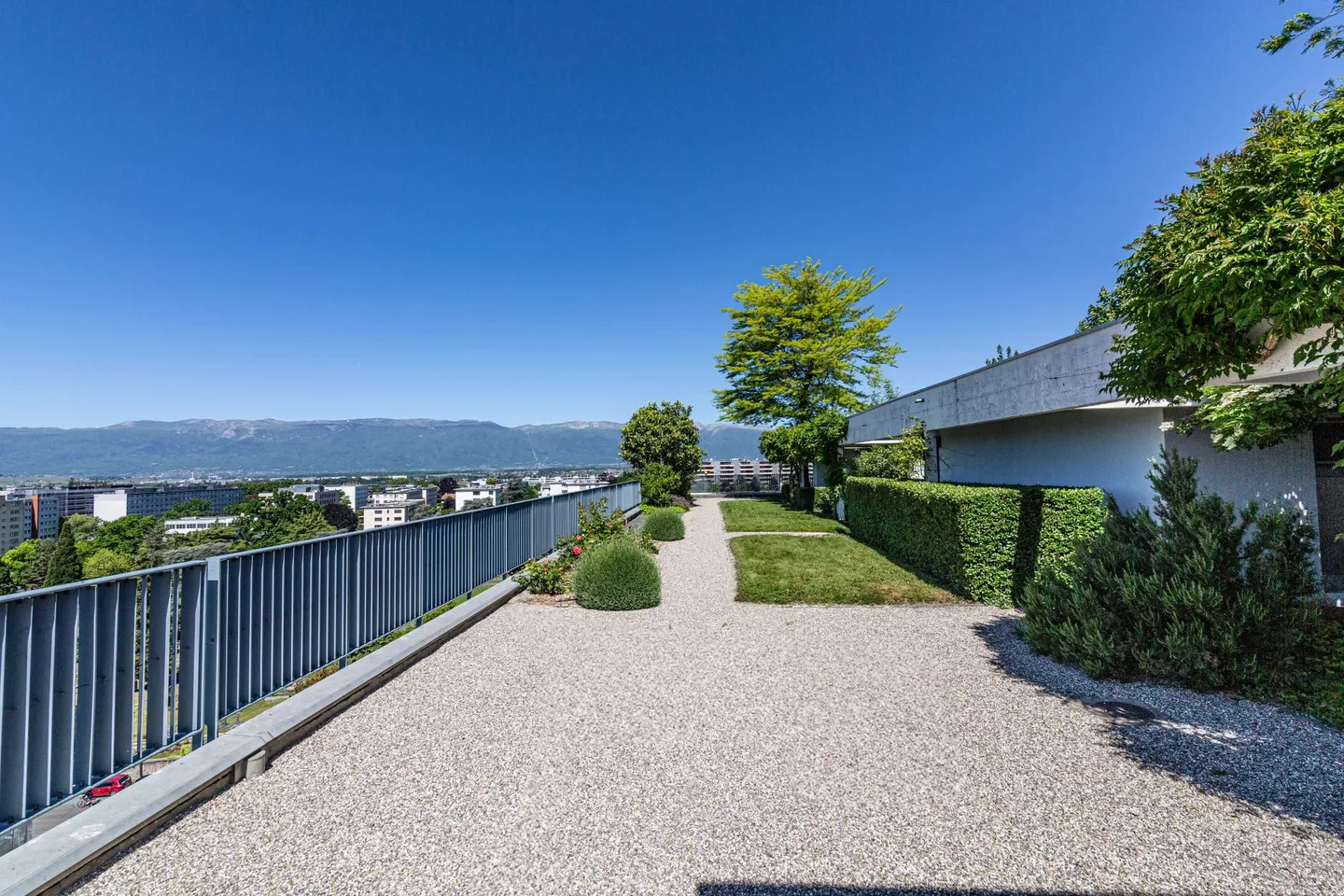 Appartamento di Lusso con Vista Lago - Foto 2 di 2