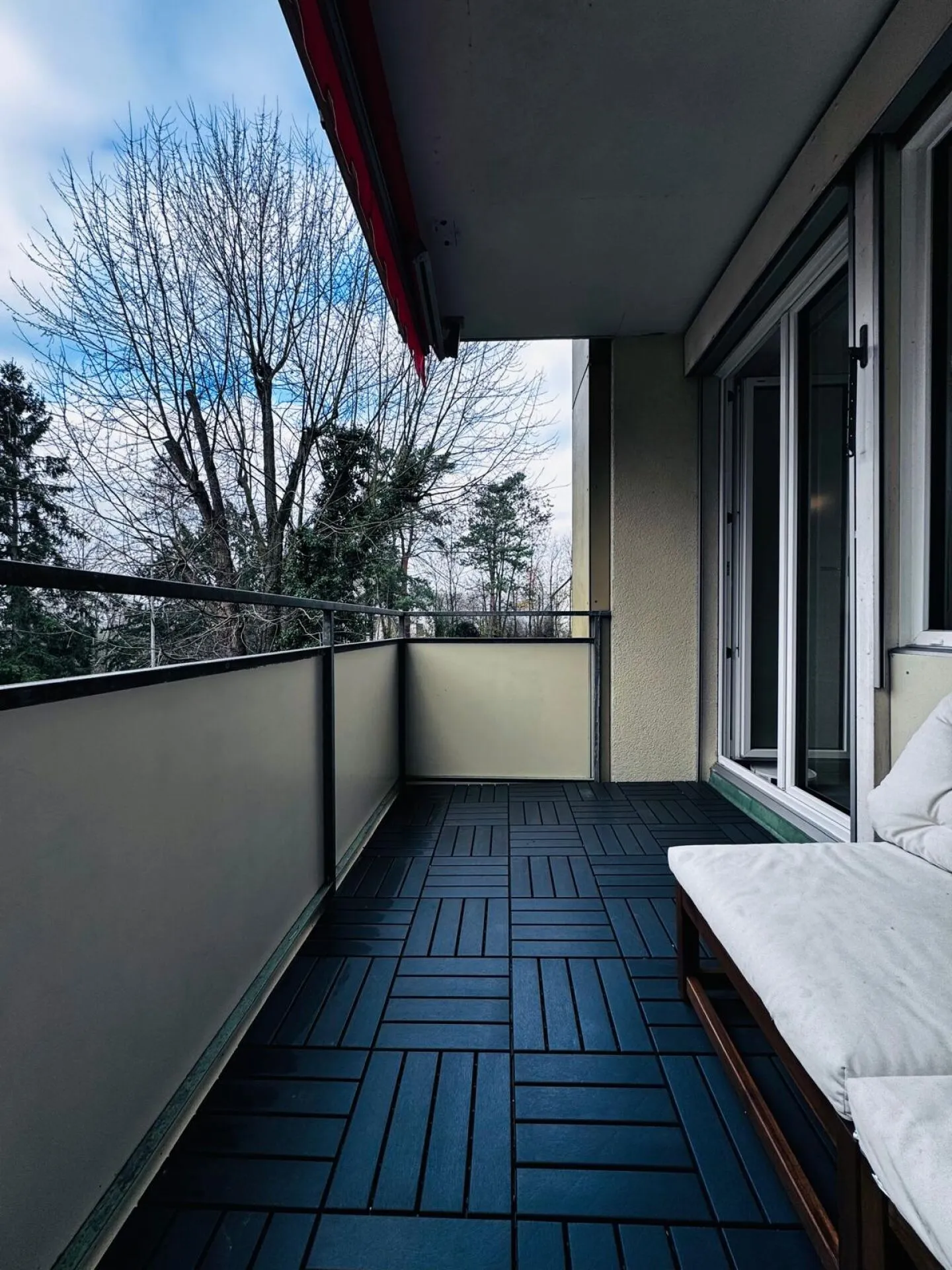 Appartamento di 5,5 stanze modernizzato con balcone e grande box garage in posizione ottimale - Foto 18 di 19