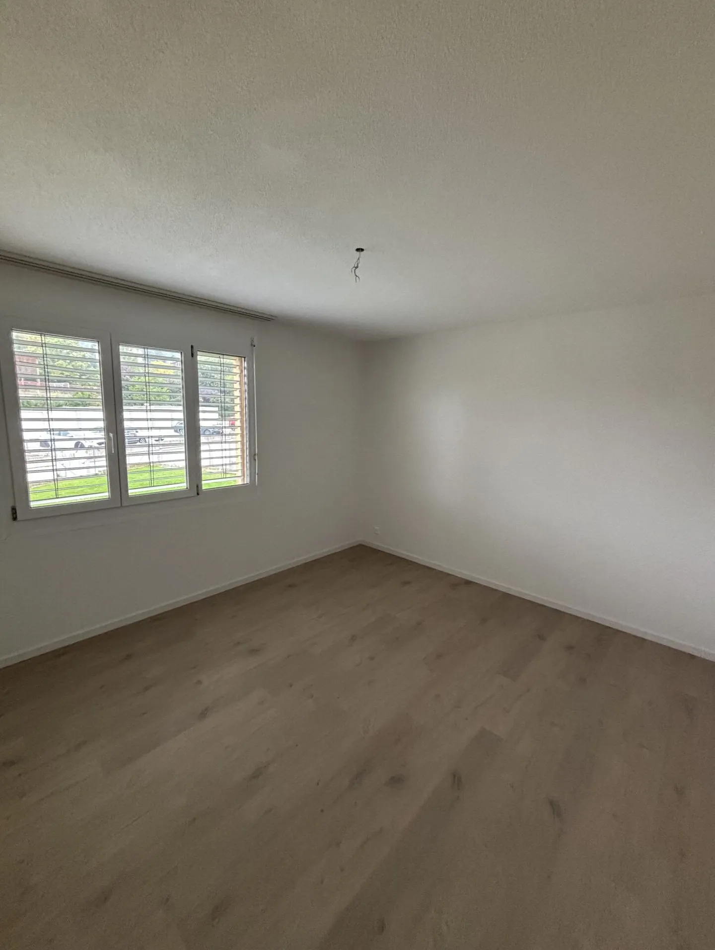 Appartement de 5.5 pièces entièrement rénové - Photo 6 sur 12