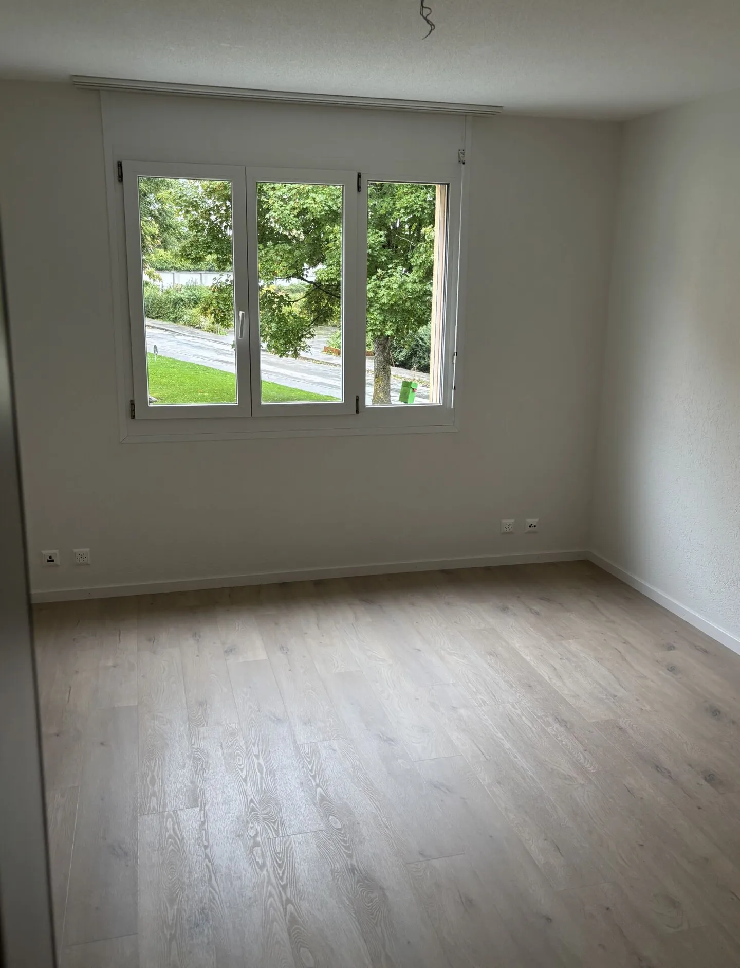 Appartement de 5.5 pièces entièrement rénové - Photo 7 sur 12
