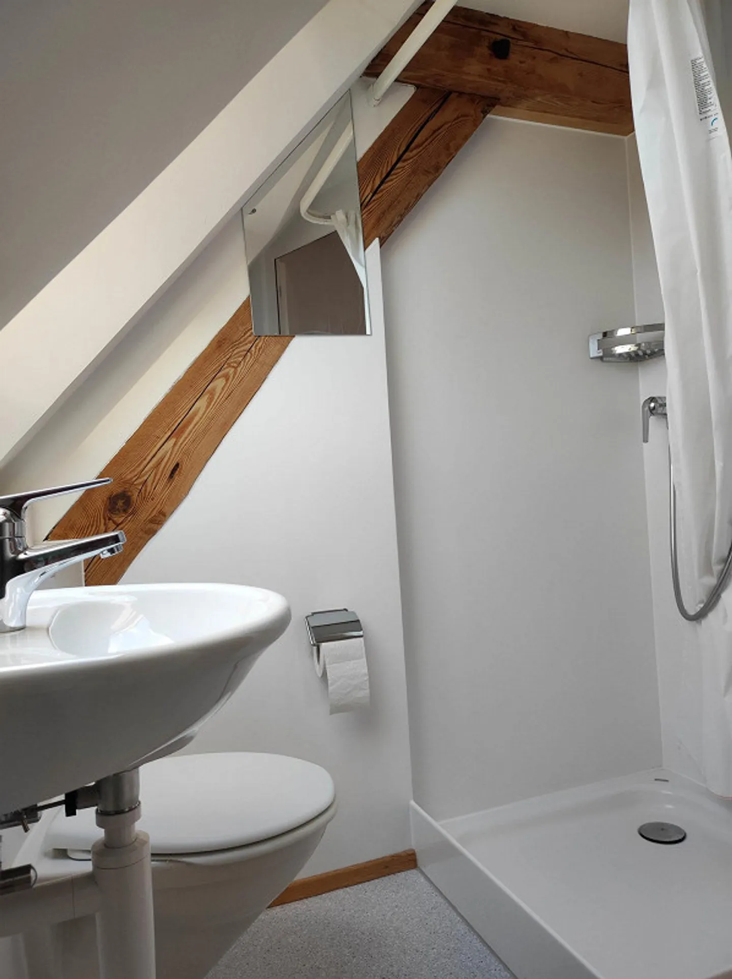 Beauty - Photo 7 of 8