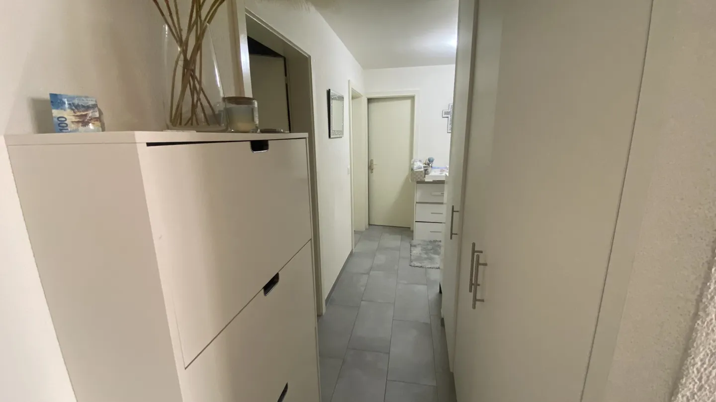 Spacious Apartment Near Nature - Photo 8 of 9