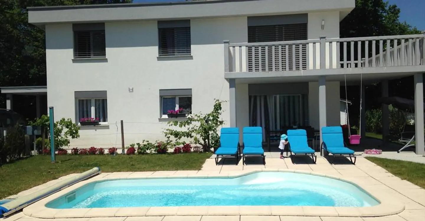 Villa 6,5 Zimmer - Foto 2 von 3