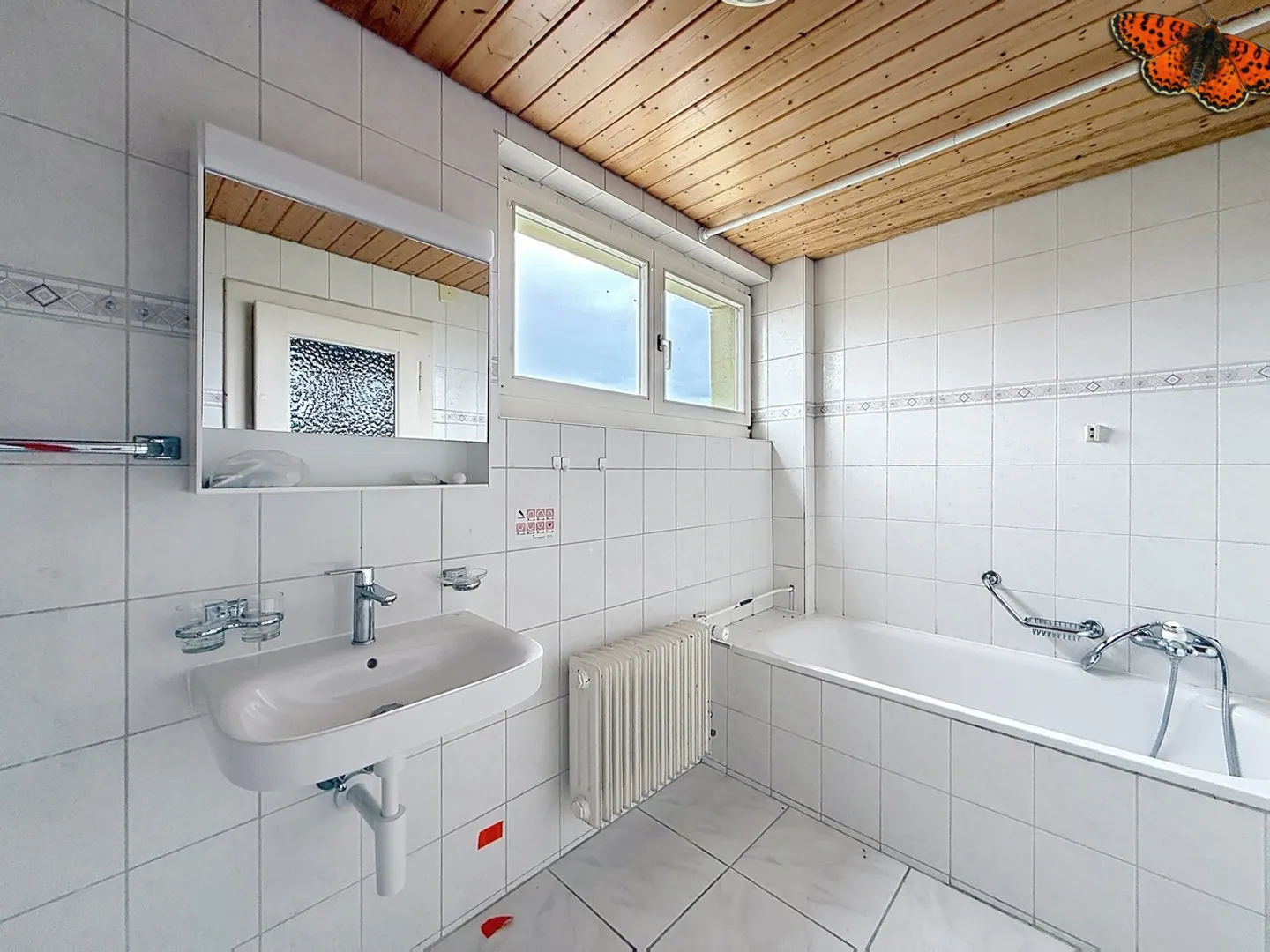 Spacious Family Apartment in Village - Photo 11 of 12