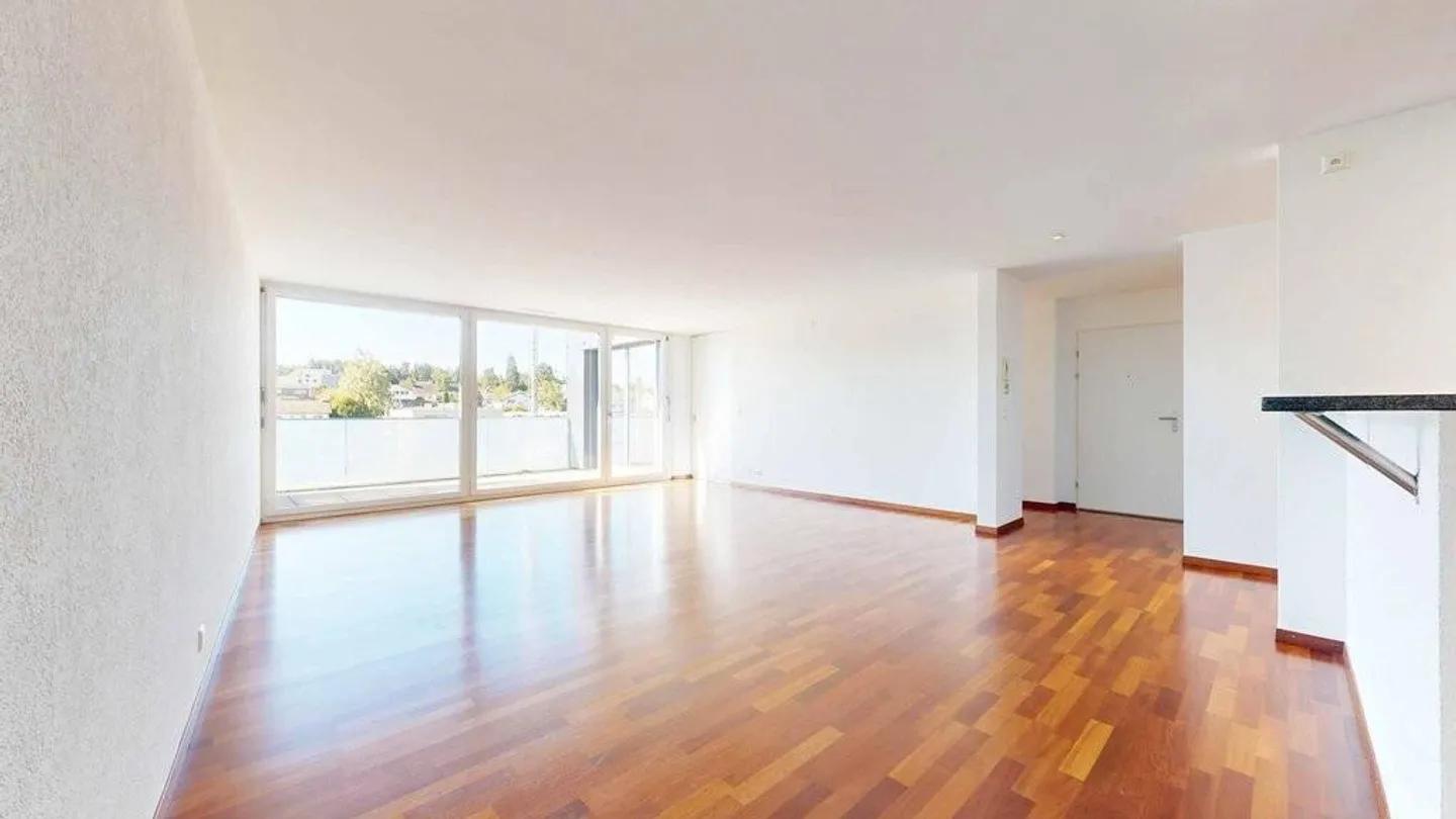 Modern apartment right in the center - Photo 8 of 12