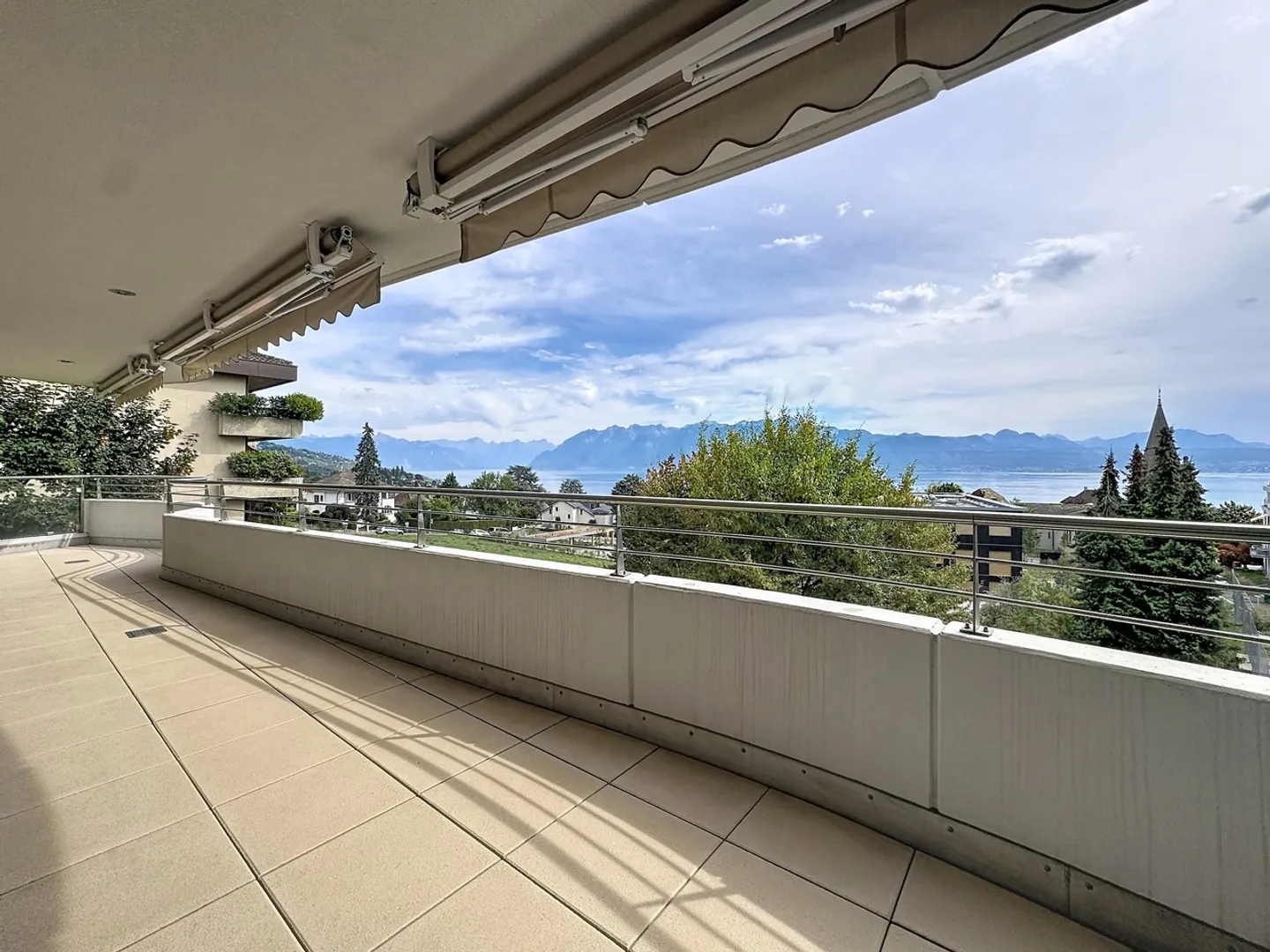 5,5-Zimmer-Wohnung mit Seeblick - Foto 4 von 13