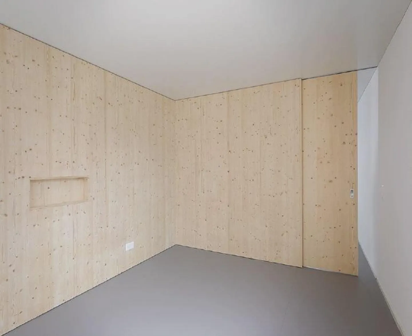 Luminoso e moderno in una posizione privilegiata - Foto 4 di 7