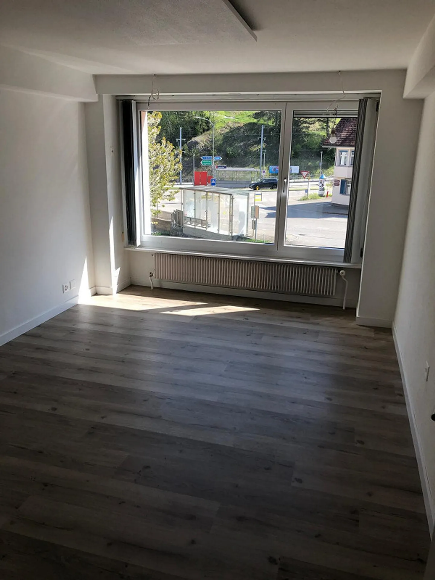 Büro / Atelier / Praxis / Gewerberäume - Foto 1 von 14