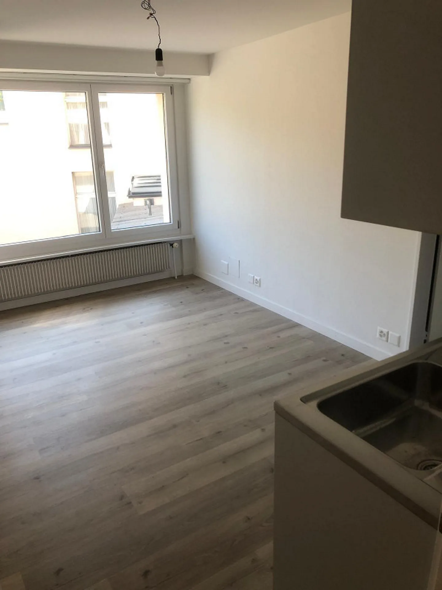 Büro / Atelier / Praxis / Gewerberäume - Foto 3 von 14