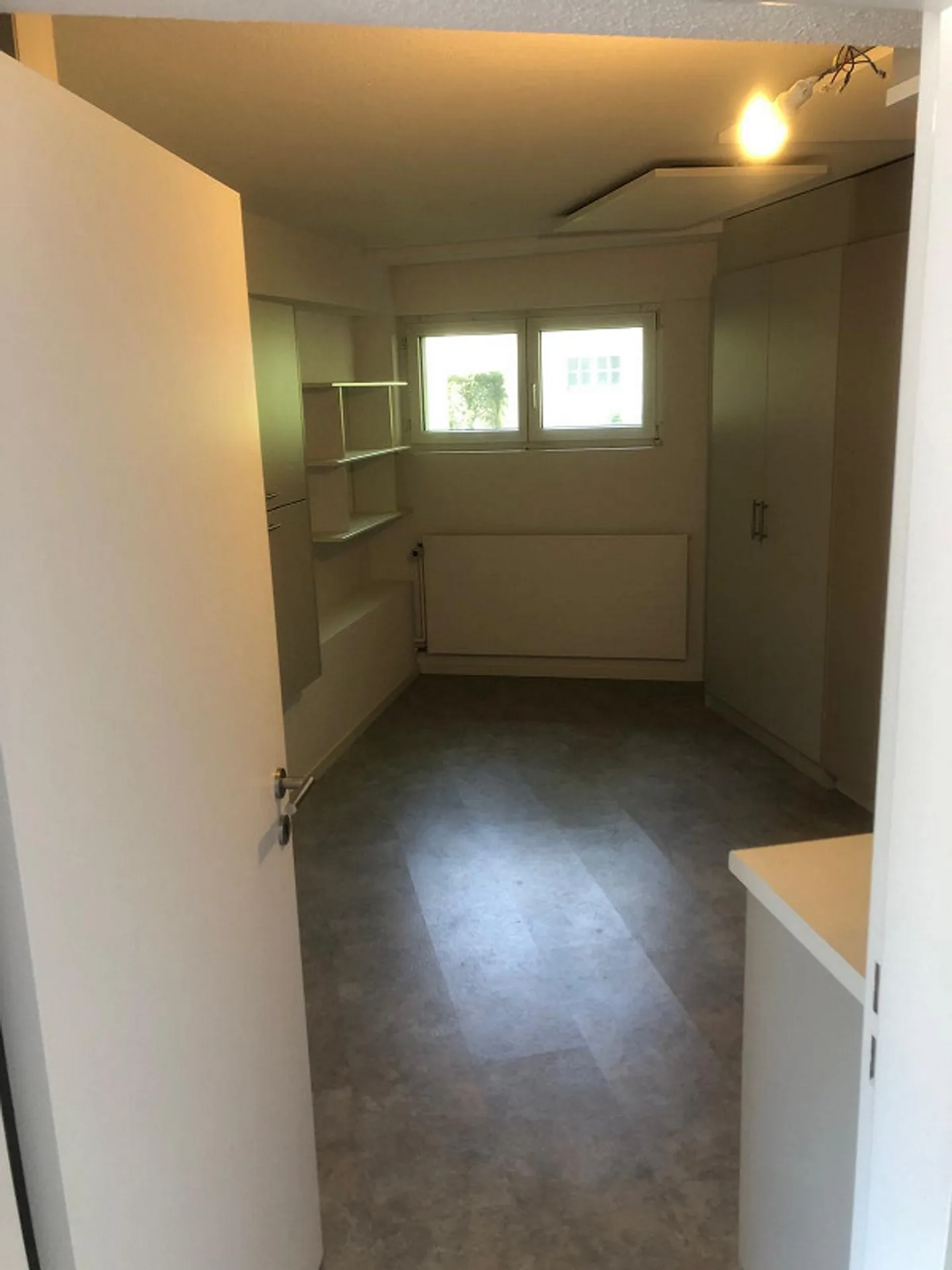Büro / Atelier / Praxis / Gewerberäume - Foto 8 von 14