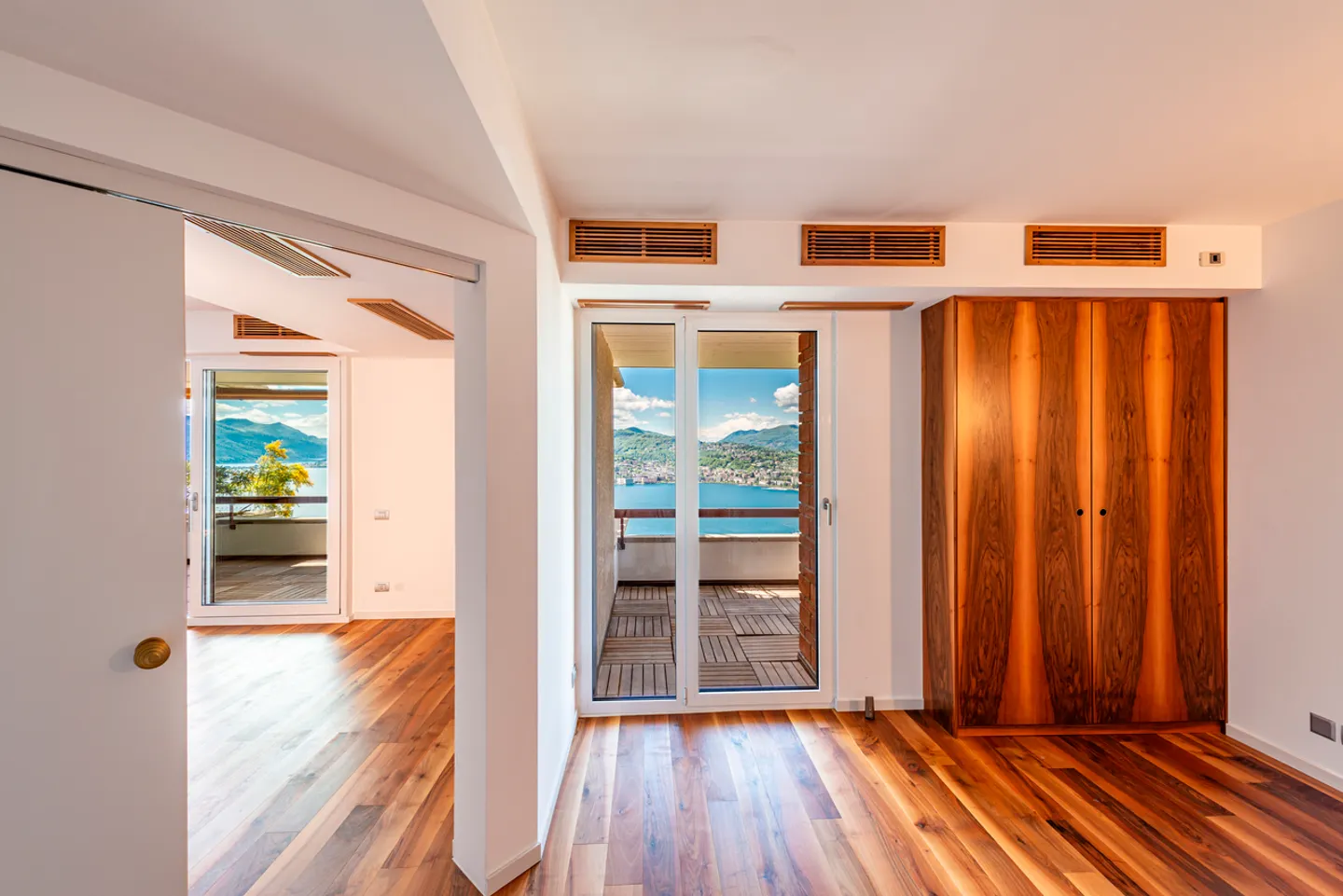 Modernes Penthouse mit atemberaubender Dachterrasse - Foto 12 von 16