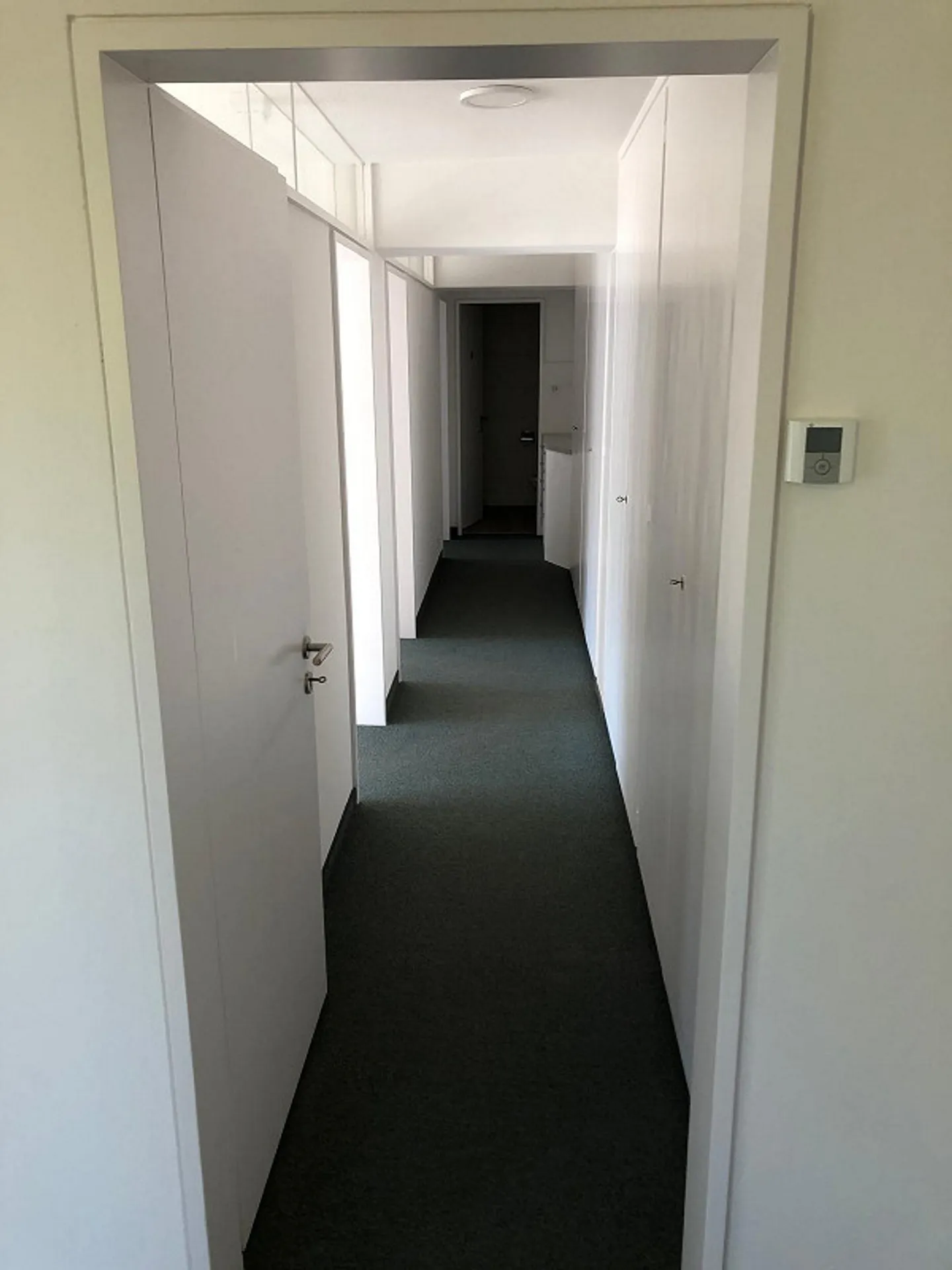 Büro / Atelier / Praxis / Gewerberäume - Foto 13 von 14