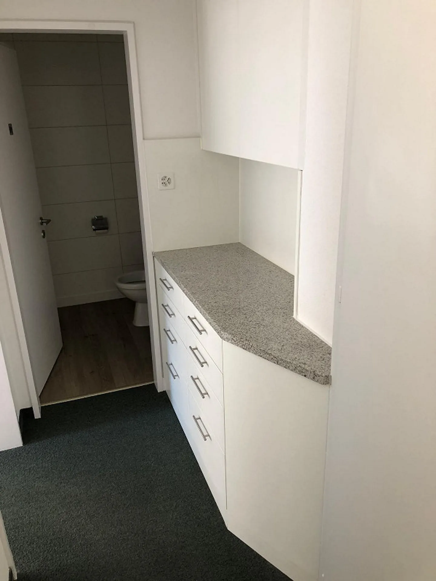 Büro / Atelier / Praxis / Gewerberäume - Foto 14 von 14