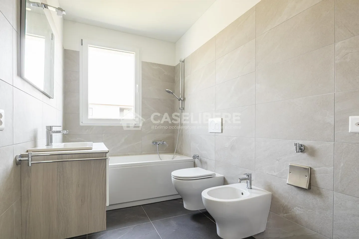 NEW 2.5 ROOMS IN STABIO - Photo 5 of 8