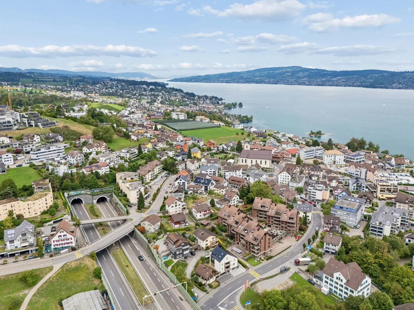 Terreno di 329 m² nella WG3 con proprietà esistente e opportunità di sviluppo - Foto 2 di 9