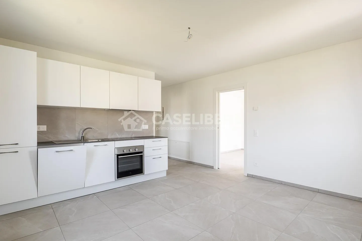 NEW 2.5 ROOMS IN STABIO - Photo 4 of 8