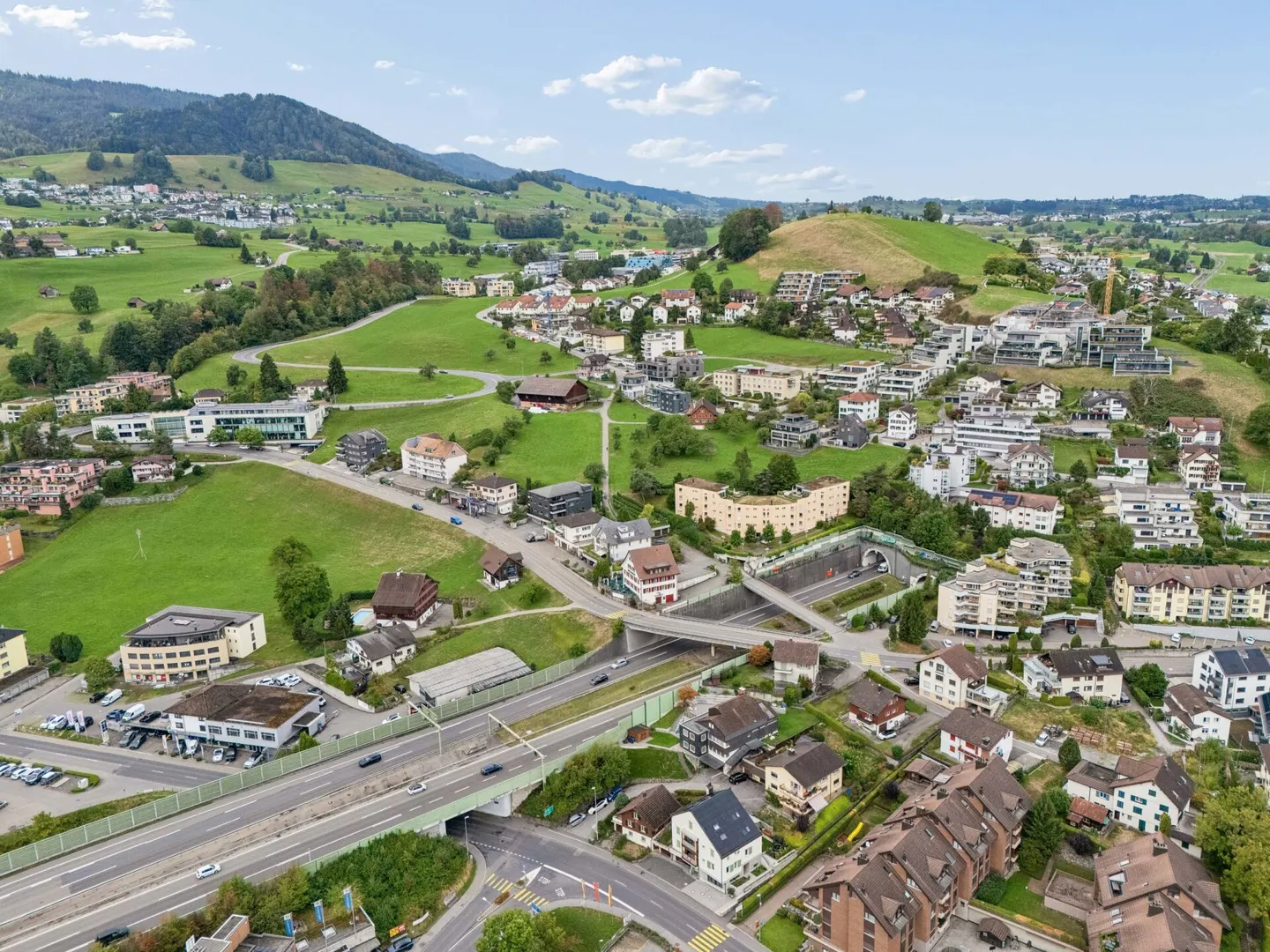 Terreno di 329 m² nella WG3 con proprietà esistente e opportunità di sviluppo - Foto 8 di 9