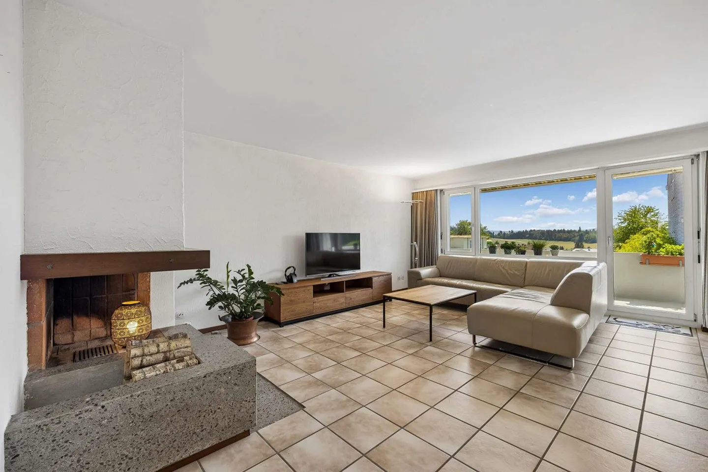 Geräumige Familienwohnung in Nürensdorf - Foto 2 von 11