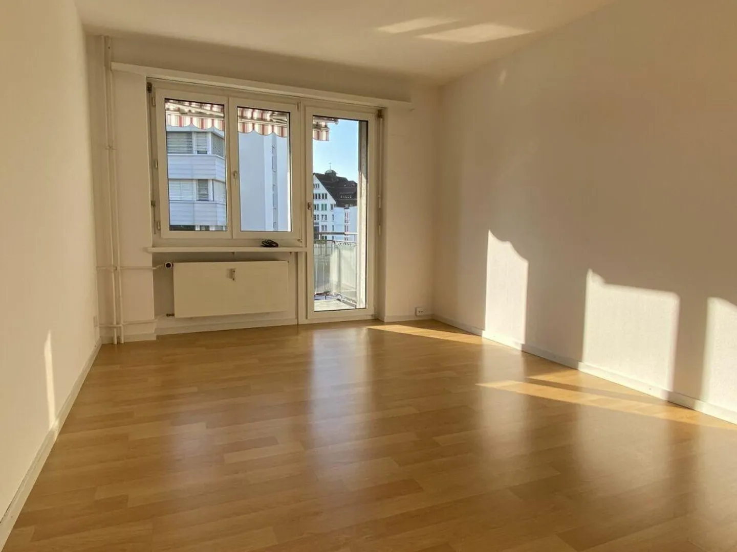 Superbe appartement de 2,5 pièces à St. Fiden - Photo 4 sur 7