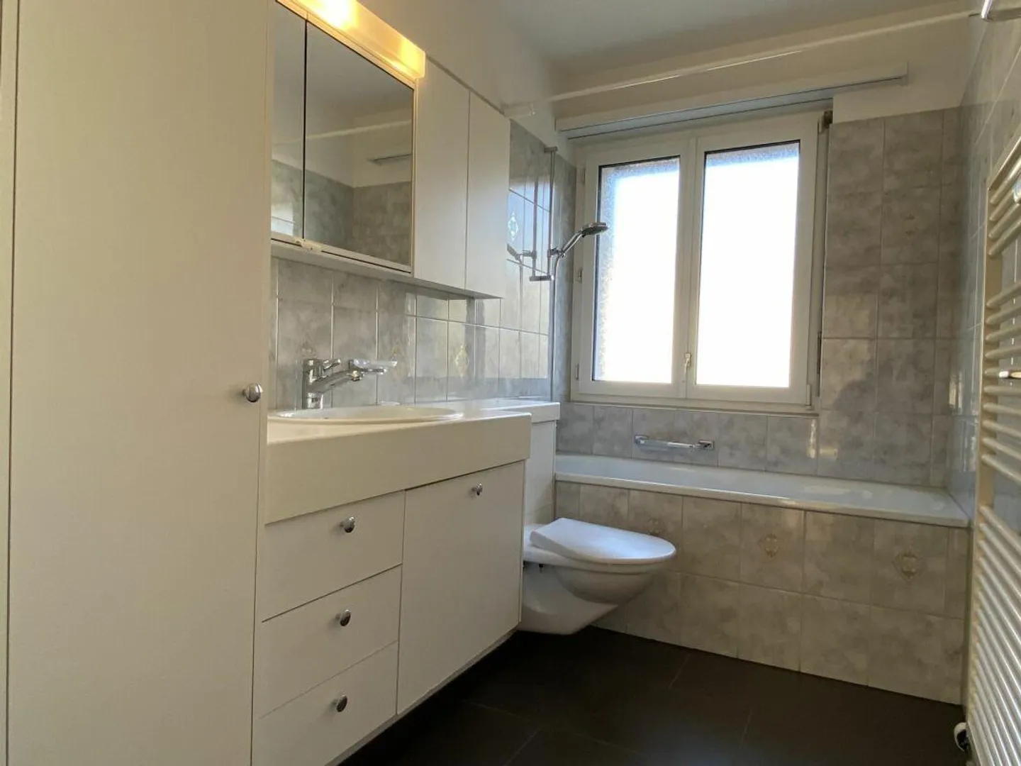 Superbe appartement de 2,5 pièces à St. Fiden - Photo 7 sur 7