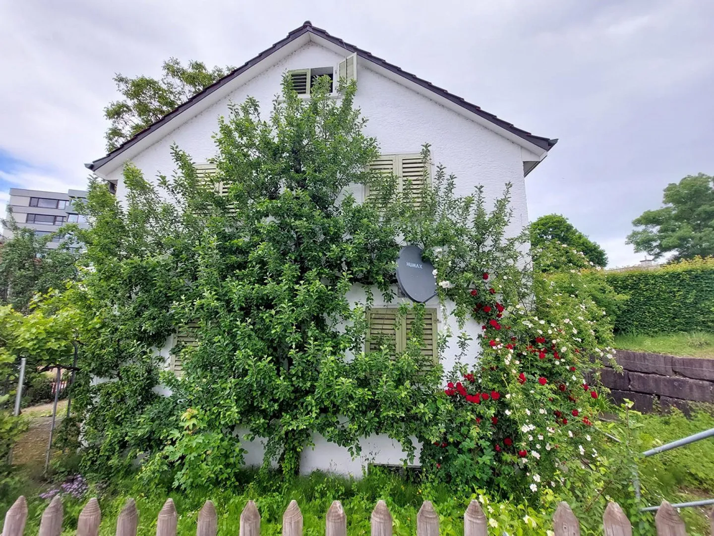 Rareté charmante avec potentiel de développement au cœur de Glattbrugg - Photo 3 sur 4
