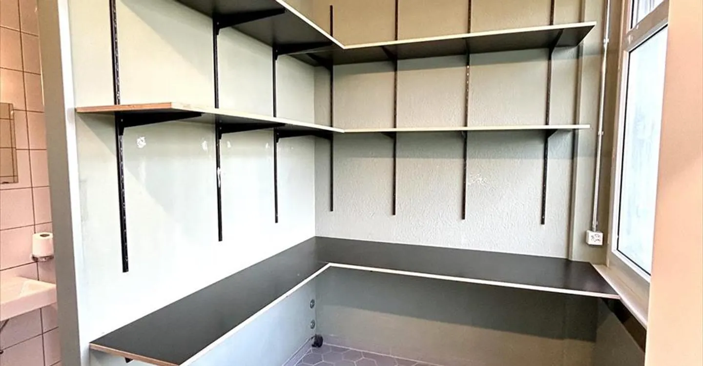 Edificio ad uso misto in affitto - Foto 4 di 11