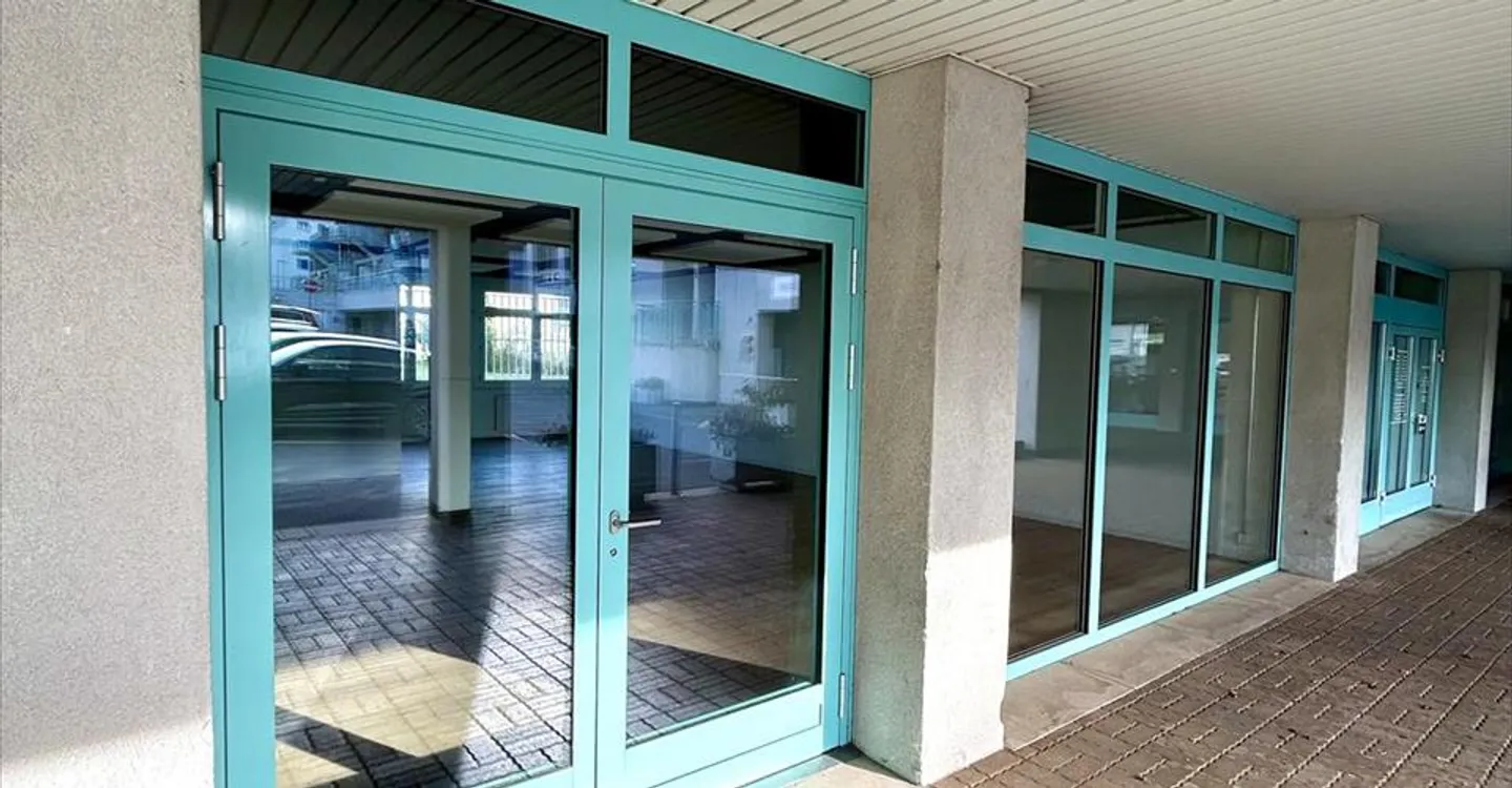 Edificio ad uso misto in affitto - Foto 5 di 11