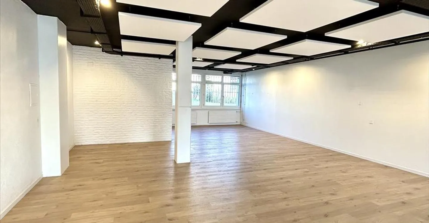 Edificio ad uso misto in affitto - Foto 7 di 11