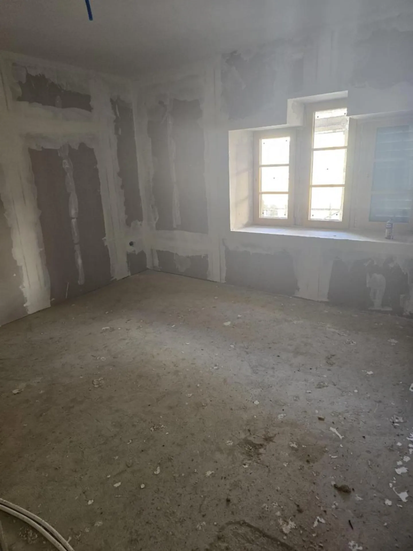 Building completely renovated? 4 apartments + 1 commercial space in Porrentruy (JU) - Photo 4 of 5