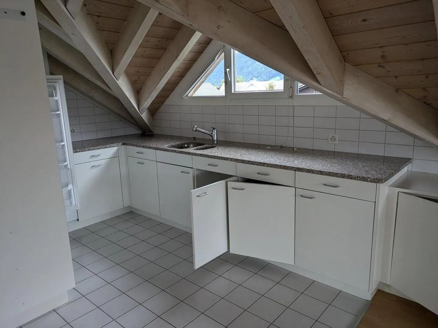 Charming Apartment in Aegerital - Photo 2 of 7