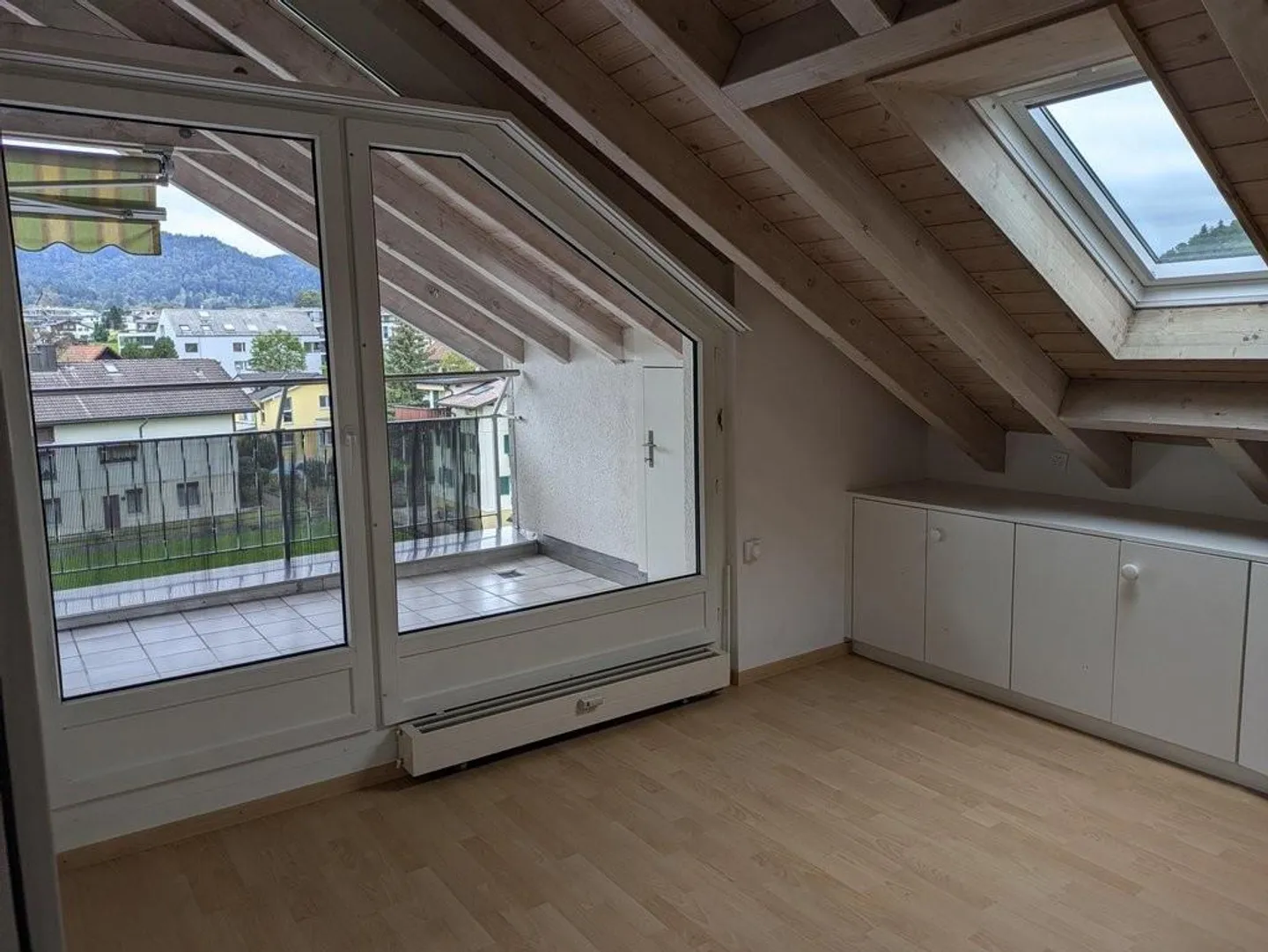 Charming Apartment in Aegerital - Photo 4 of 7