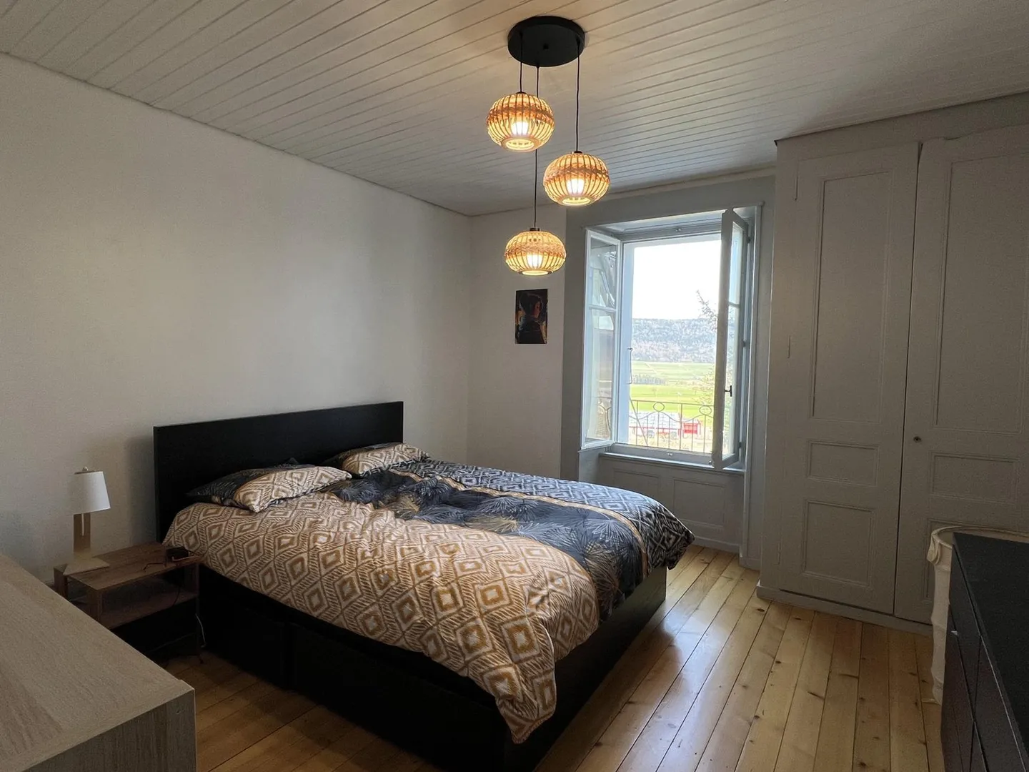 Ein perfektes Gleichgewicht: Zentralität, Grünflächen und schöne Aussicht in Cernier - Foto 8 von 9