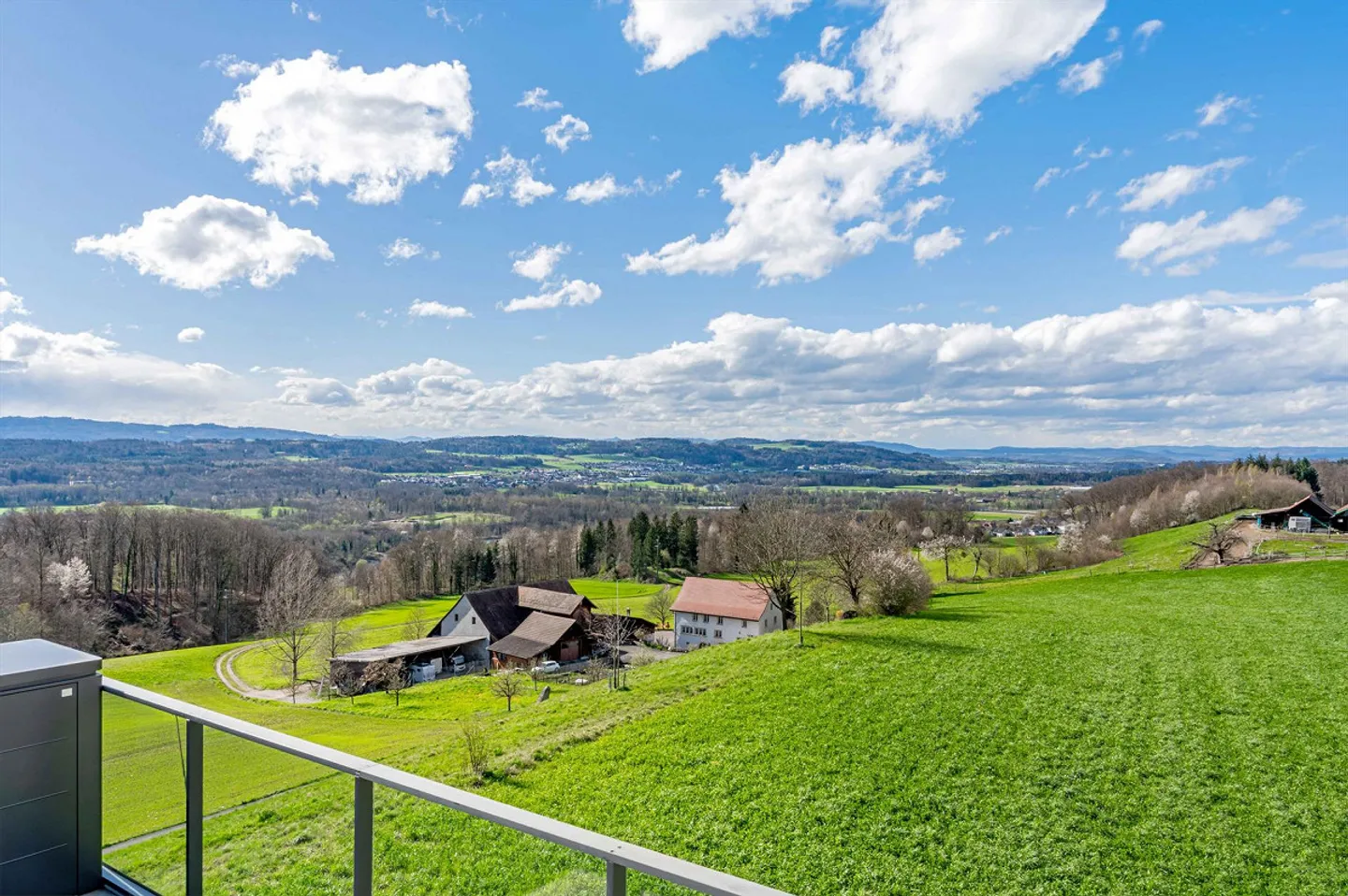 Exclusive living with plenty of privacy and panoramic views - Photo 1 of 12