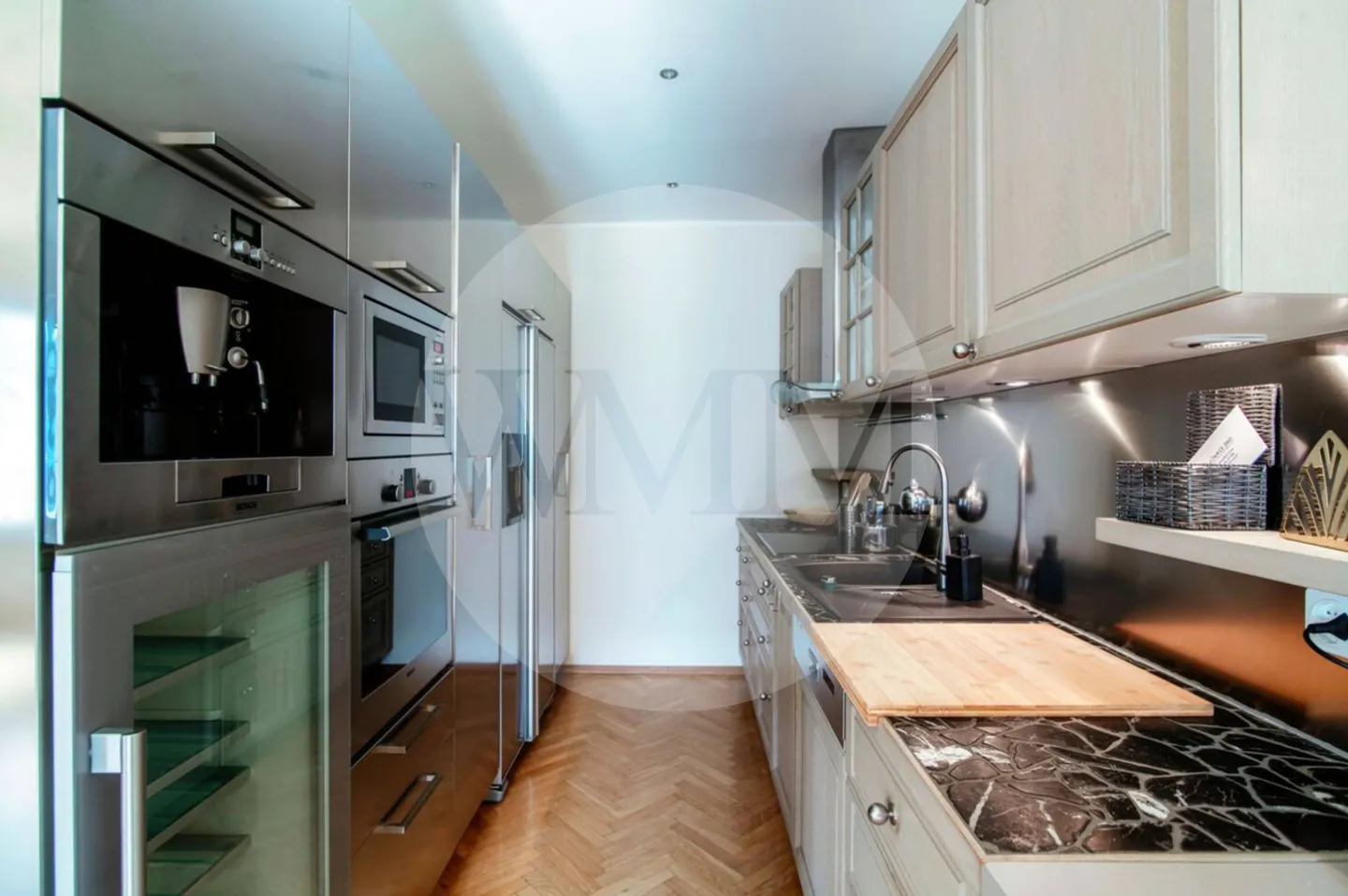 Historical Palazzo with Lake View in Morcote - Photo 13 of 20