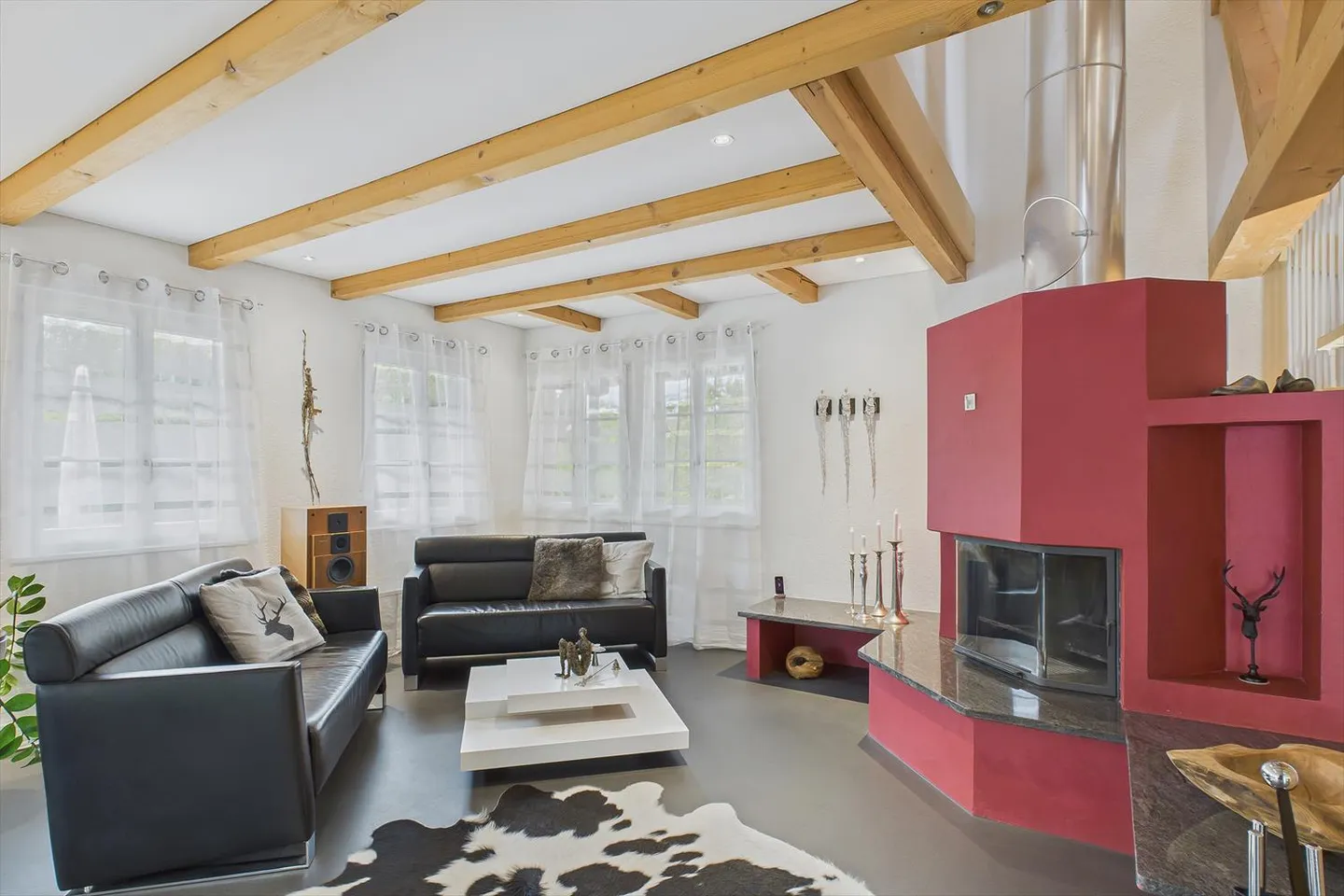 Mixed building - Photo 7 of 13