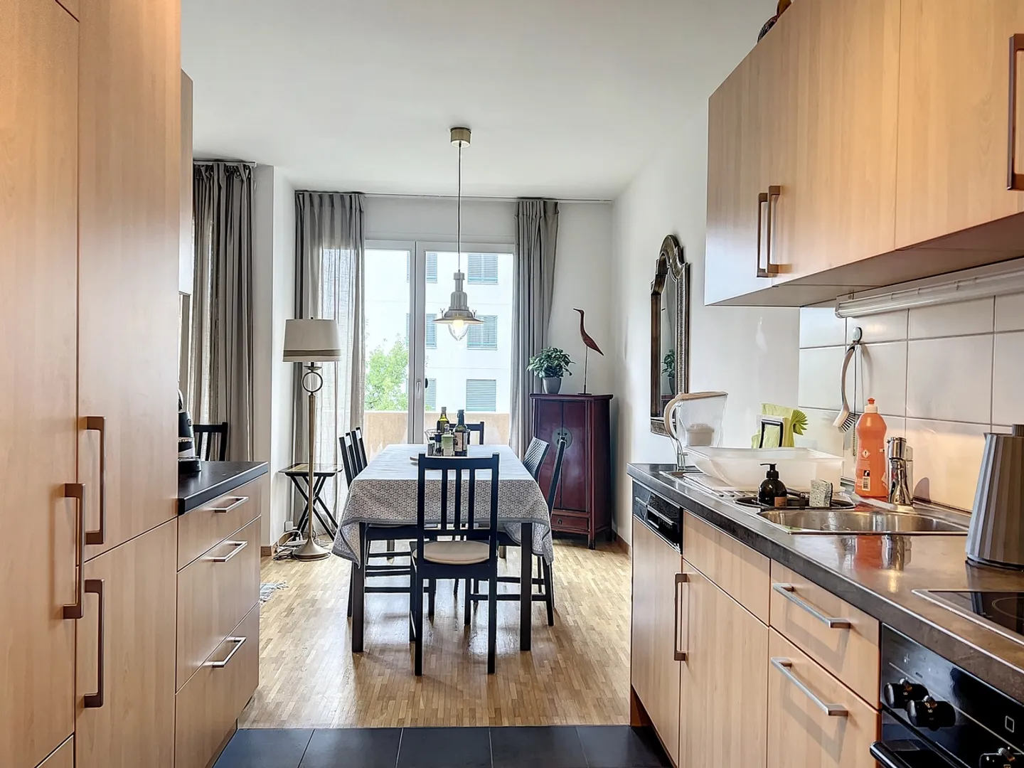 Modern Apartment in Grand-Saconnex - Photo 2 of 7