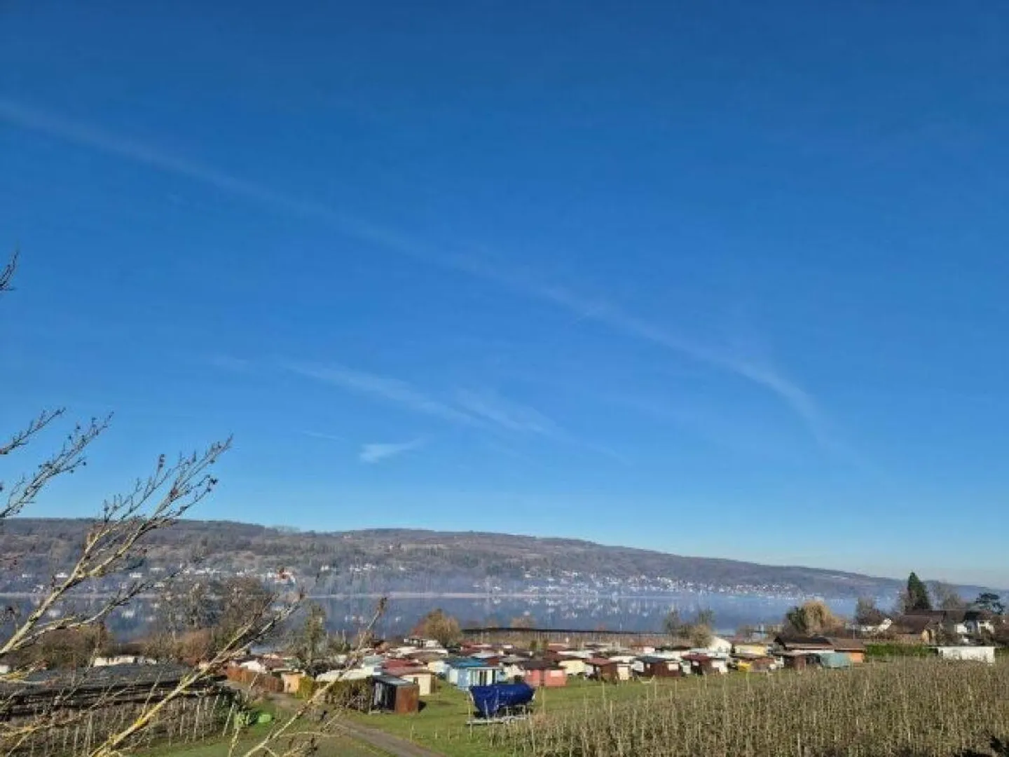 Appartamento attico ristrutturato con vista lago in affitto - Foto 9 di 10