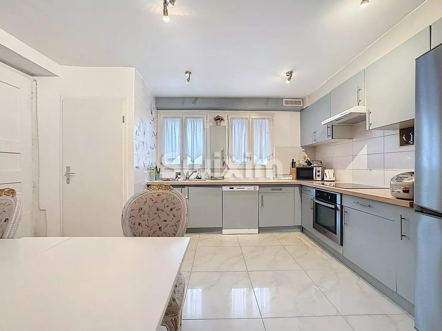 Incantevole Casa di Villaggio con Giardino - Foto 2 di 8