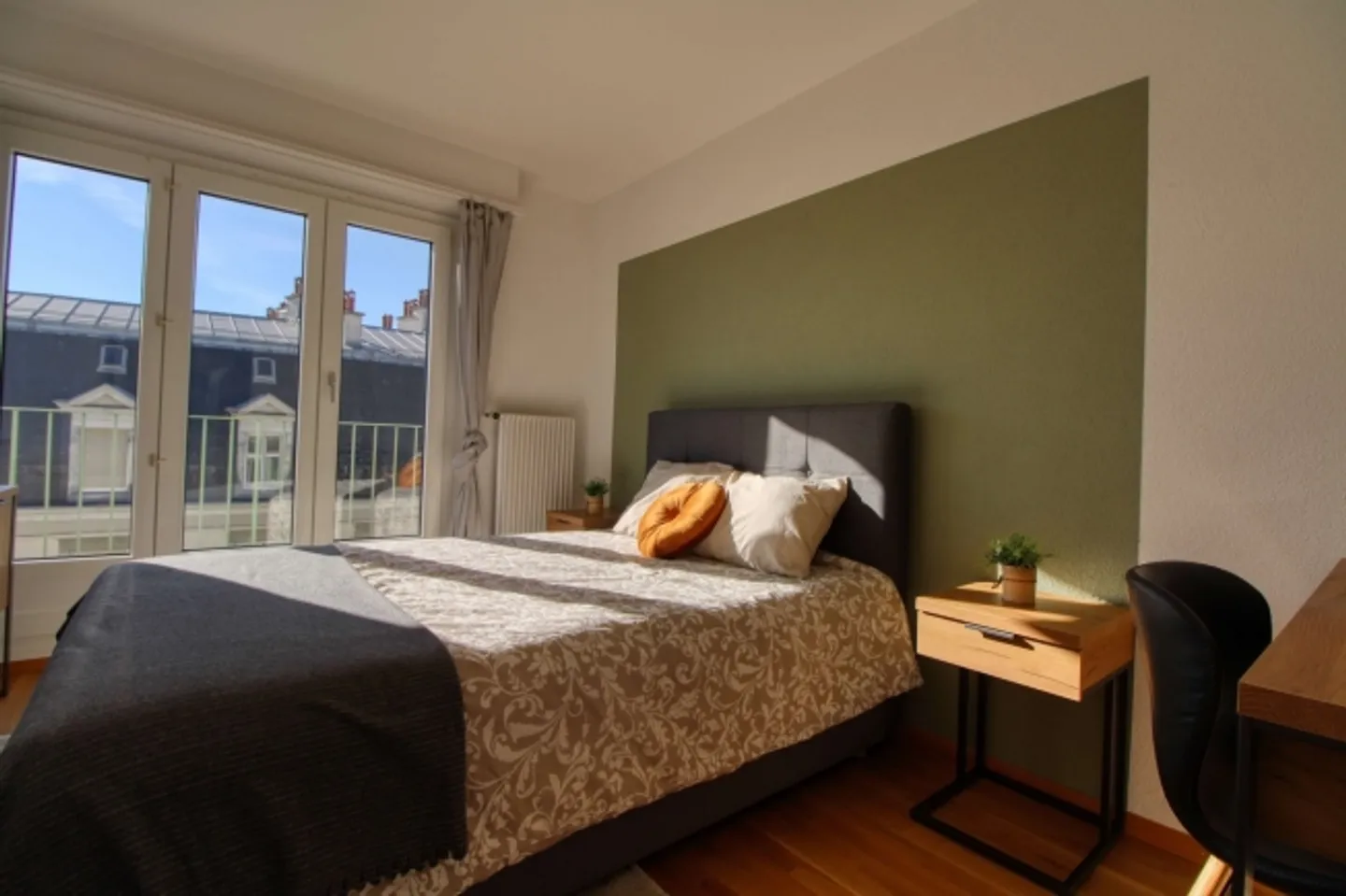 Shared penthouse in the center of Lausanne - Photo 1 of 13