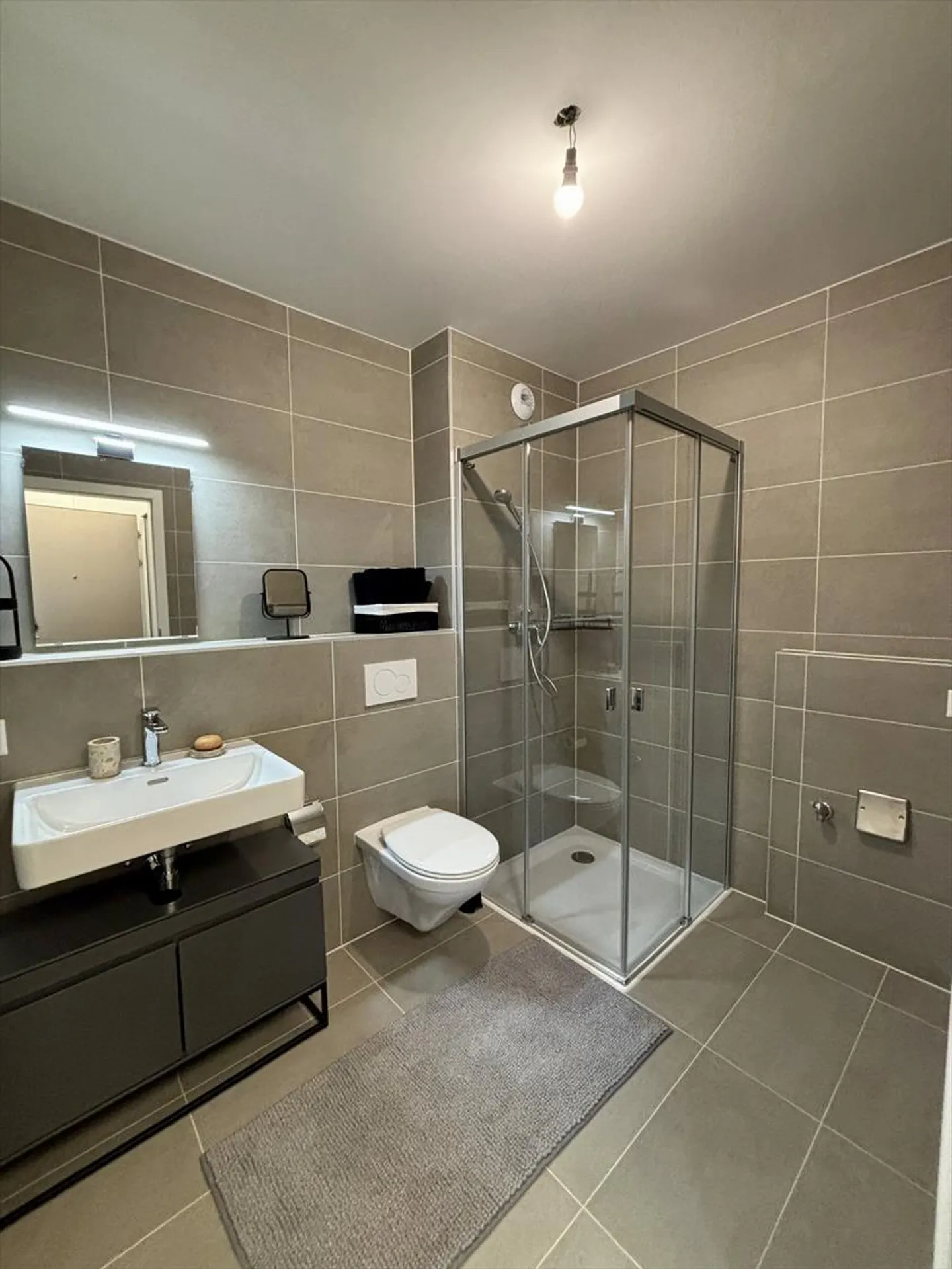 Magnificent furnished studio in the heart of the Quartier En Dorigny near EPFL - Photo 9 of 9