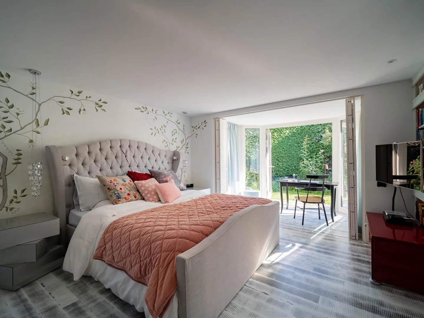 Privacy, Style and Space to Breathe – Your New Home in Altnau - Photo 16 of 31