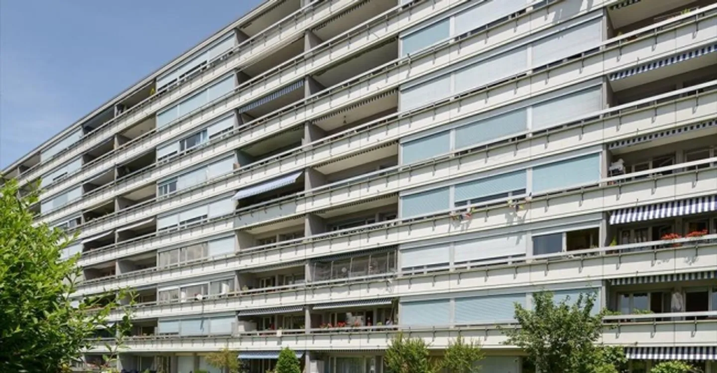 Edificio ad uso misto in affitto - Foto 1 di 2