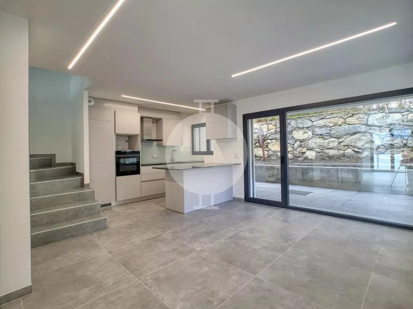 Superba villa contemporanea e a schiera nel villaggio di Grimisuat - Foto 2 di 13