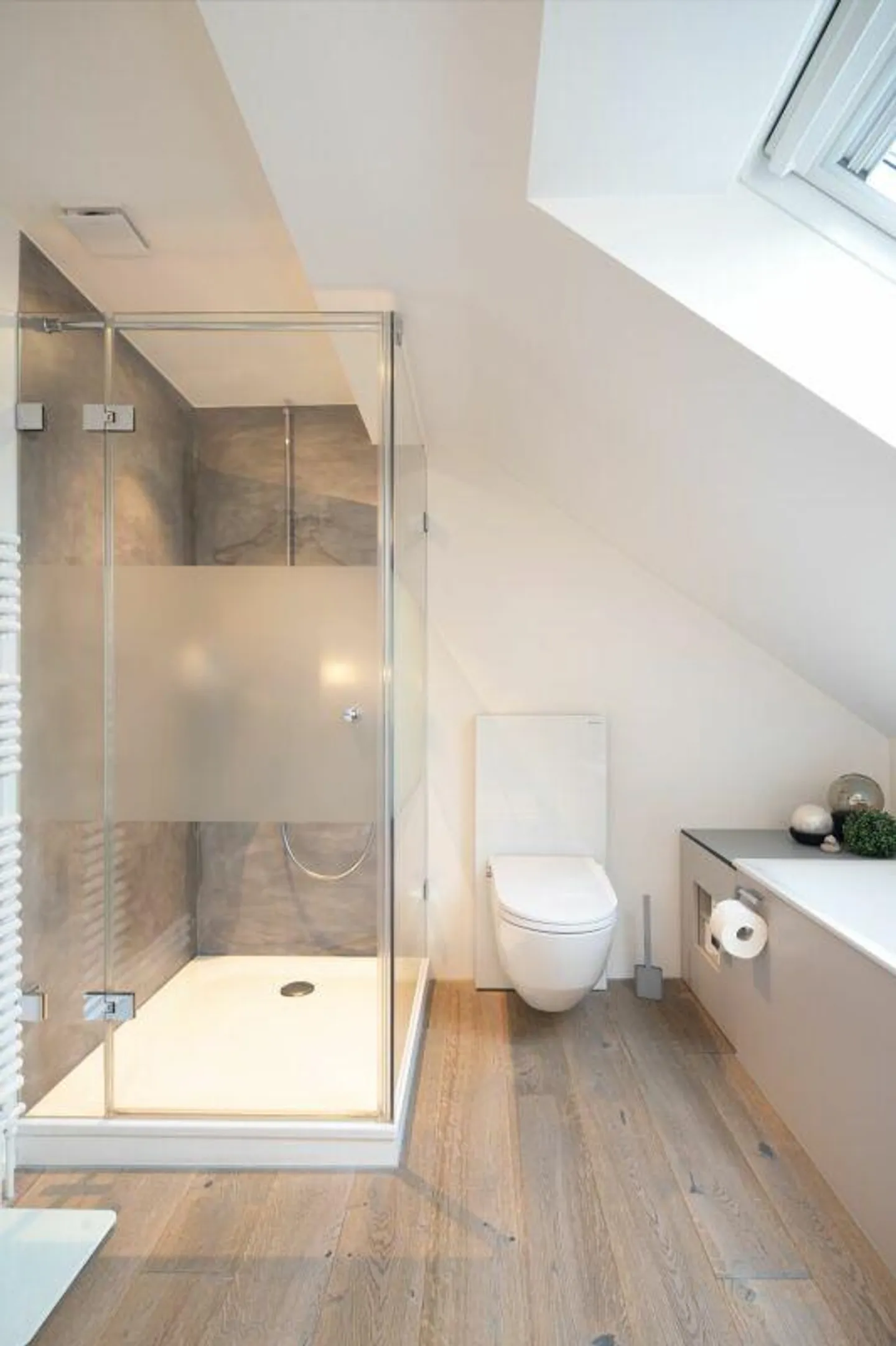 Exclusive and spacious 5.5 Z' penthouse apartment in the village center - Photo 7 of 14