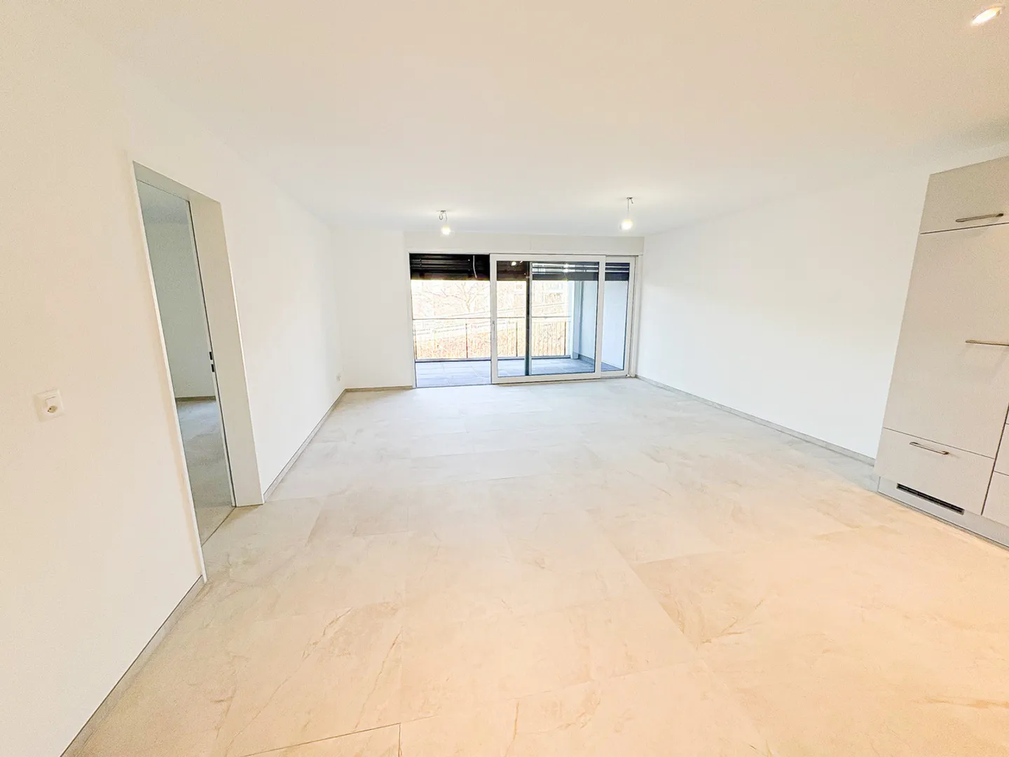 Moderne 2.5-Zimmer-Wohnung - Foto 1 von 9